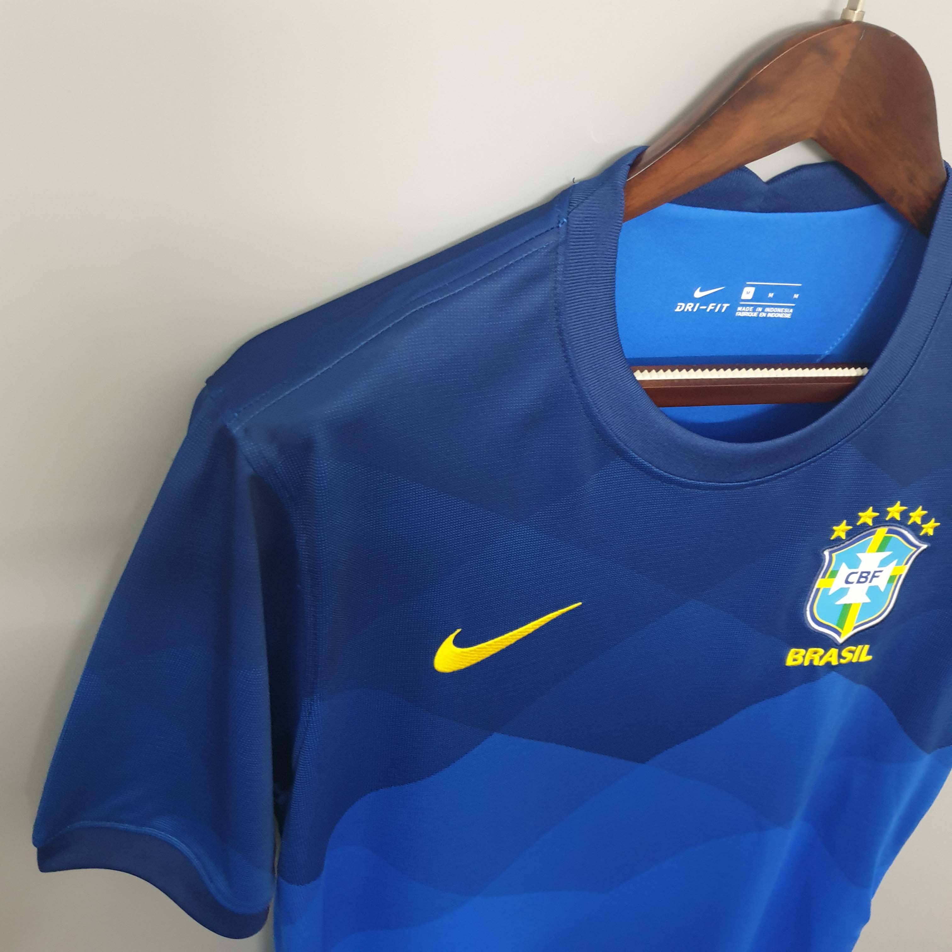 Camisa de Futebol Retro 2020 Brasil Away AAA qualidade fã — view 6
