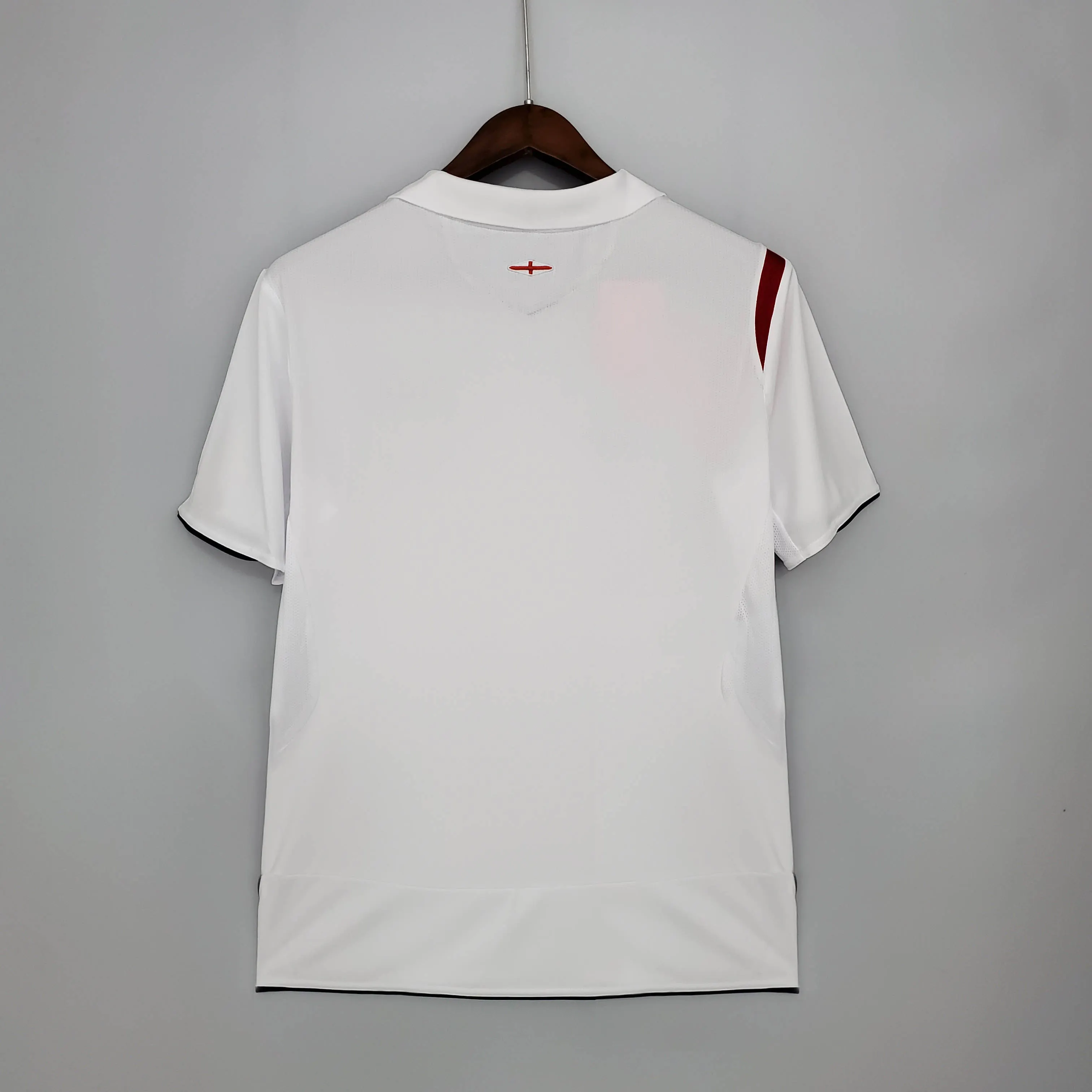2006 Retro England Home Soccer Jersey 1:1 Thai Quality — view 2