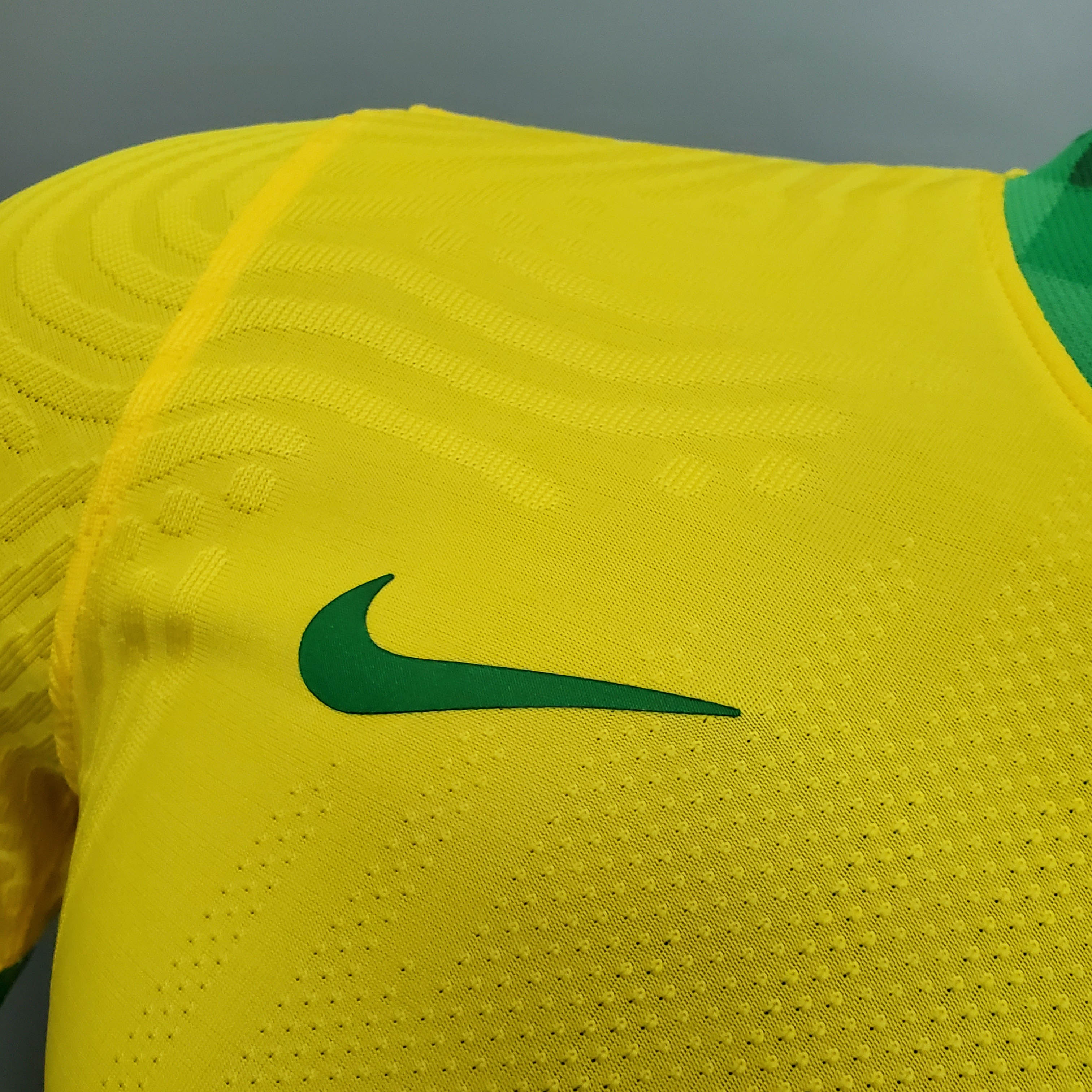 2020 Brazil Soccer Jersey Player Version Home — view 4