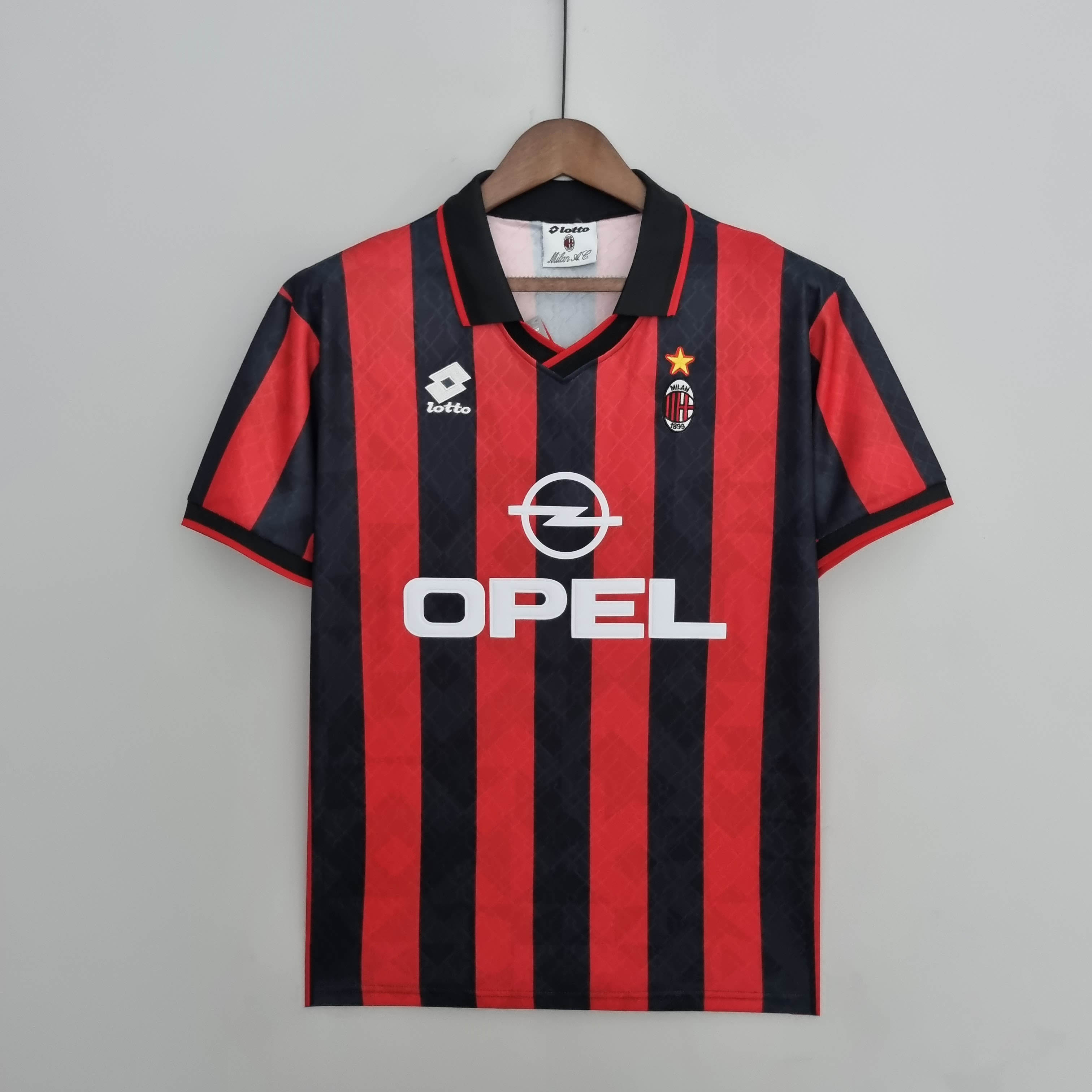 1995/1996 Retro AC Milan Home Football Shirt AAA fan-grade