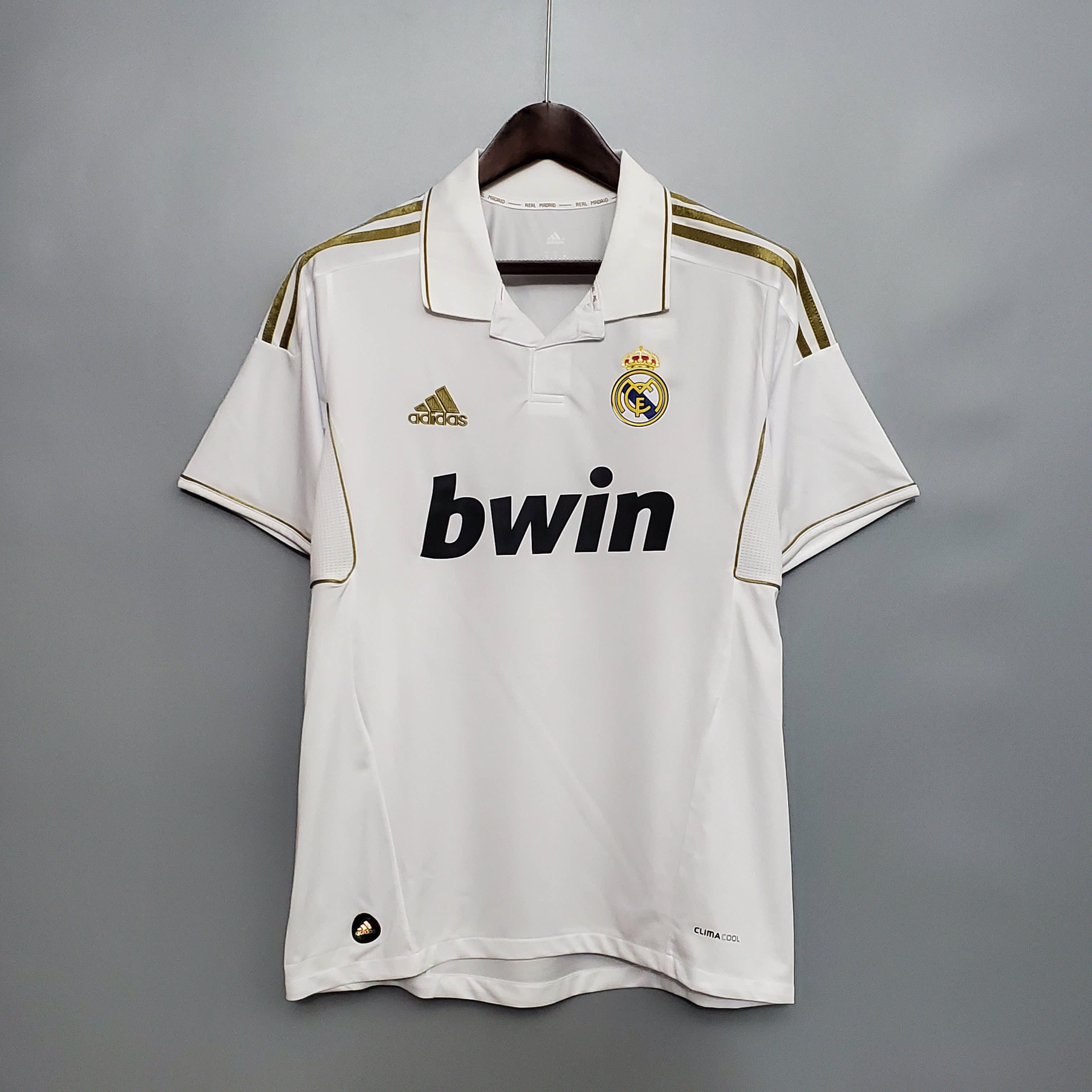 2011/2012 Retro Real Madrid Home — main view
