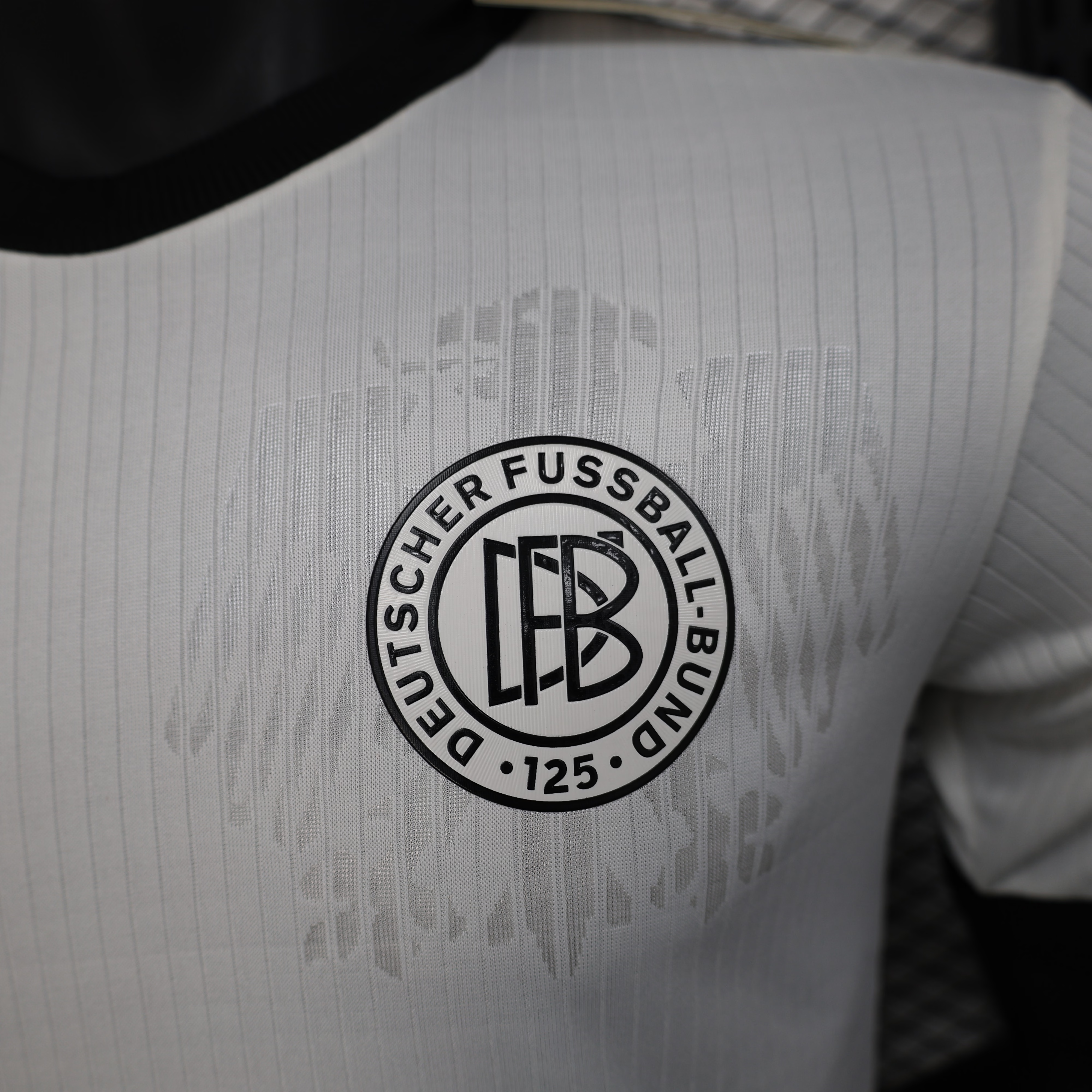 2025 Deutschland 125. Jubiläums-Fußballtrikot AAA Fan-Qualität — view 6
