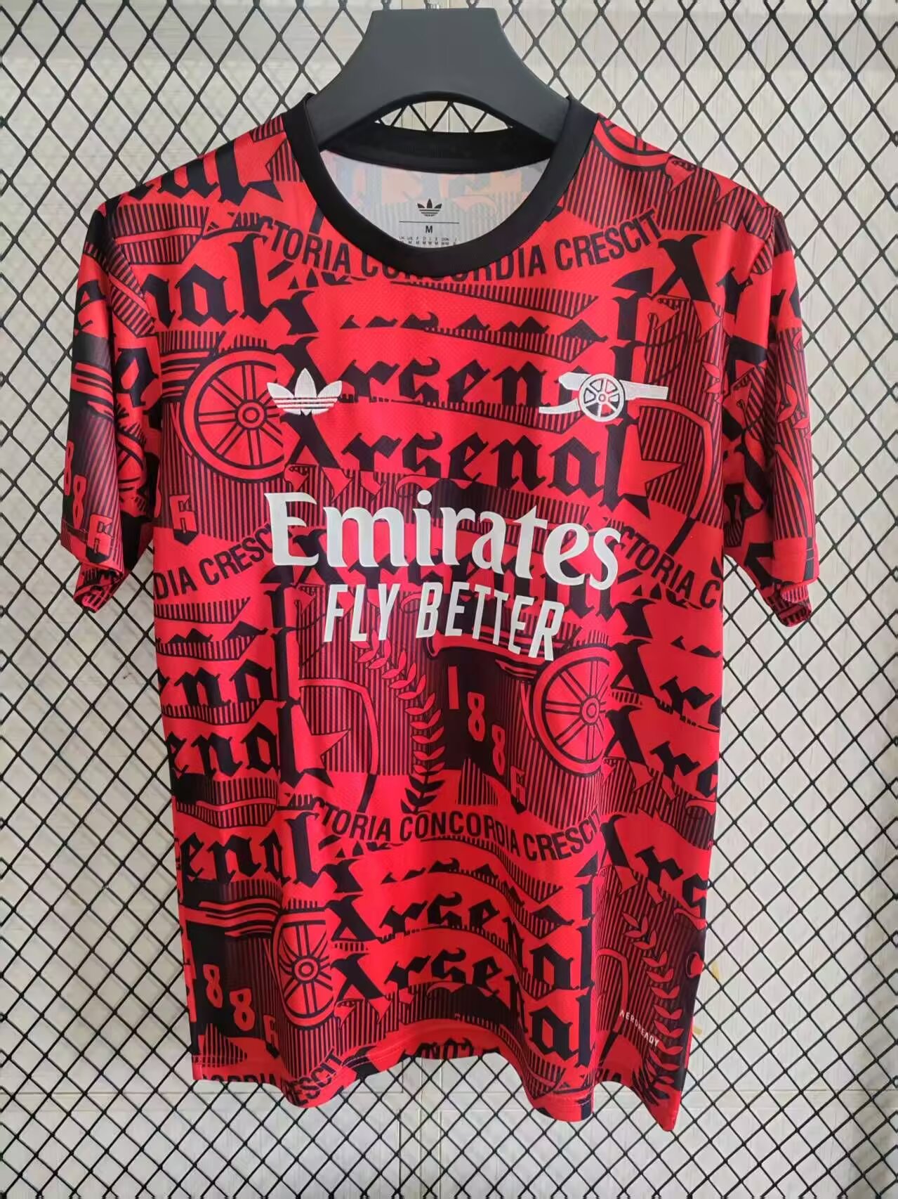 2025/2026 Arsenal Roupa de Treino Vermelha Camisa de Futebol Qualidade Tailandesa