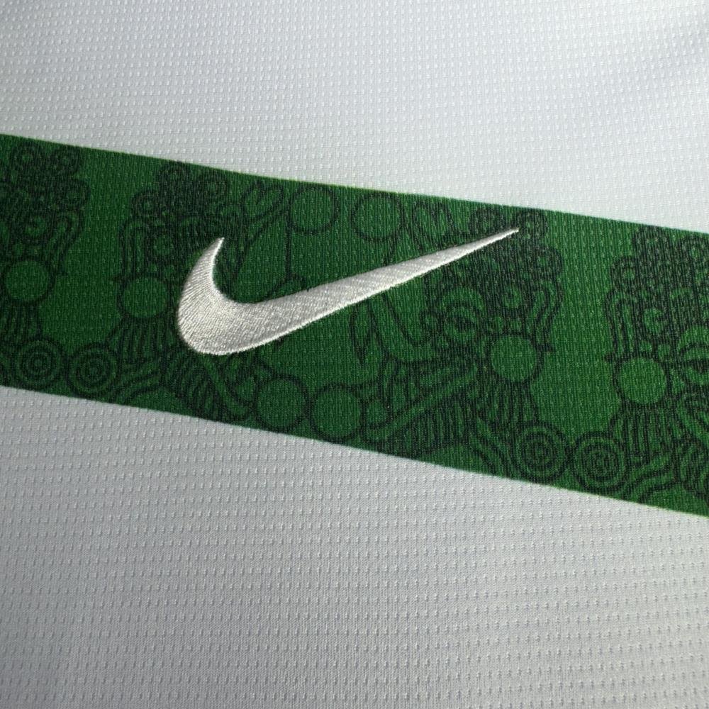 2006 Retro Mexico Away Soccer Jersey AAA fan-grade — view 5