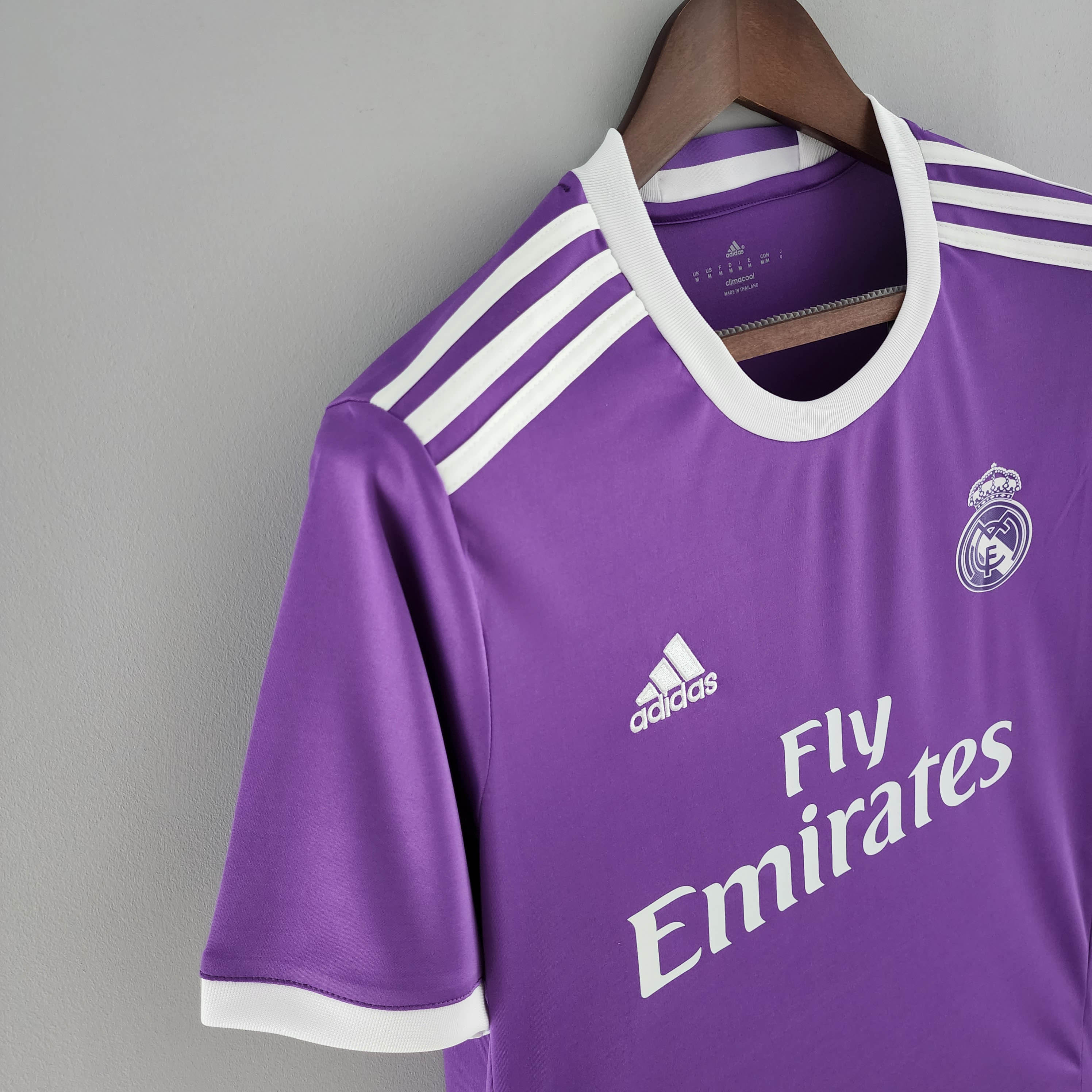 2016/2017 Retro Real Madrid Away — view 6