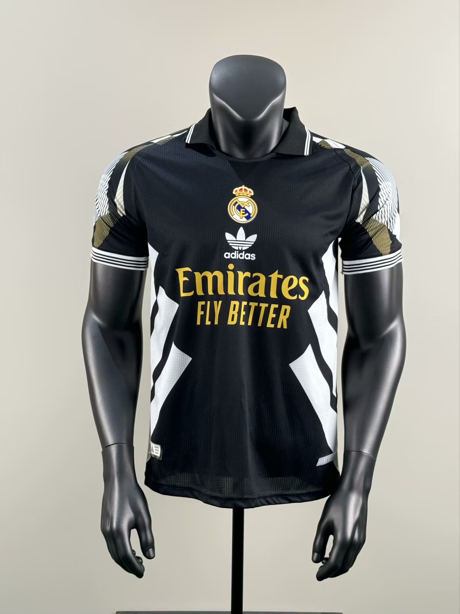 2025/2026 Version Joueur Real Madrid Édition Spéciale 23 Maillot de Football Qualité Thaï