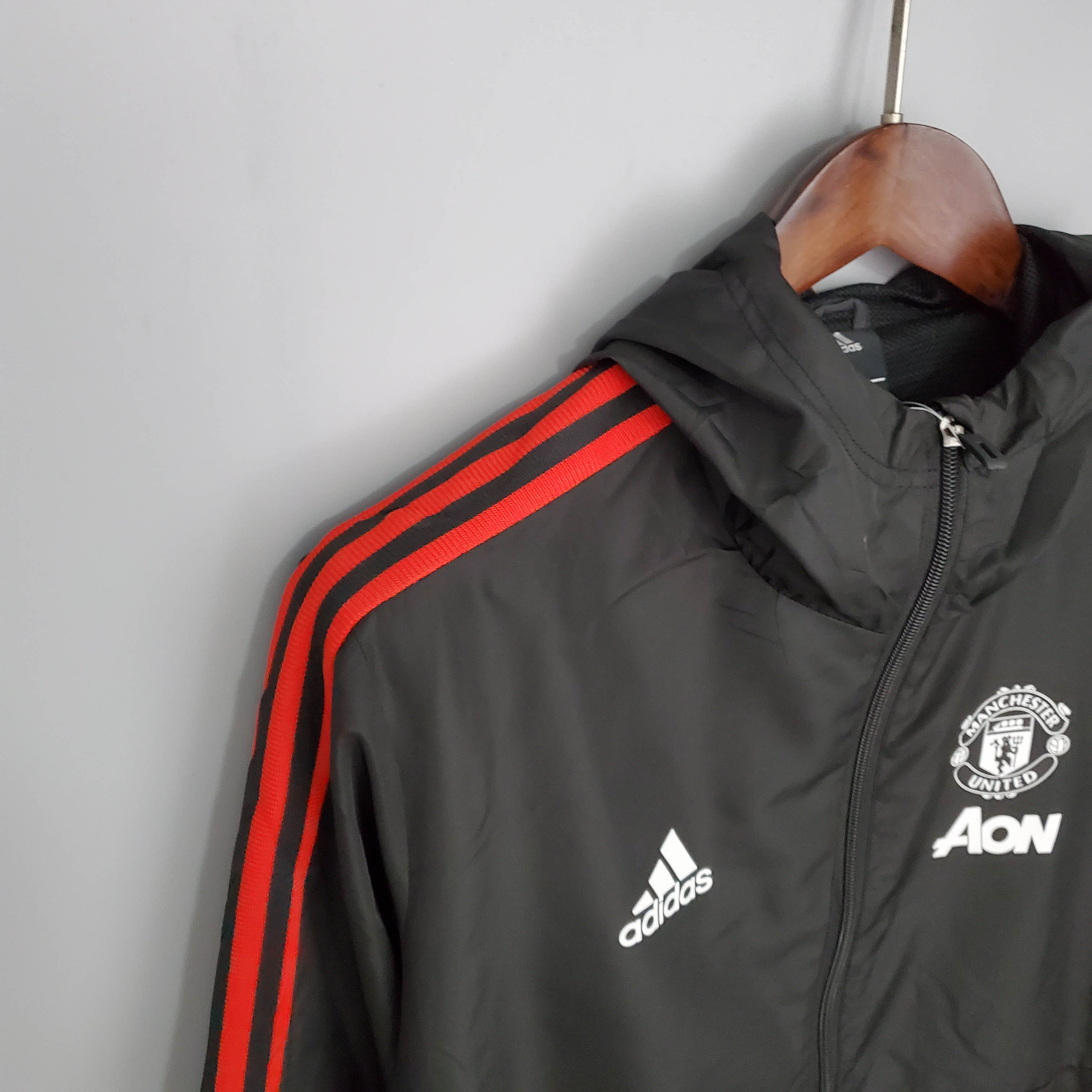 2021/2022 Manchester United Jersey Windbreaker Black — view 3