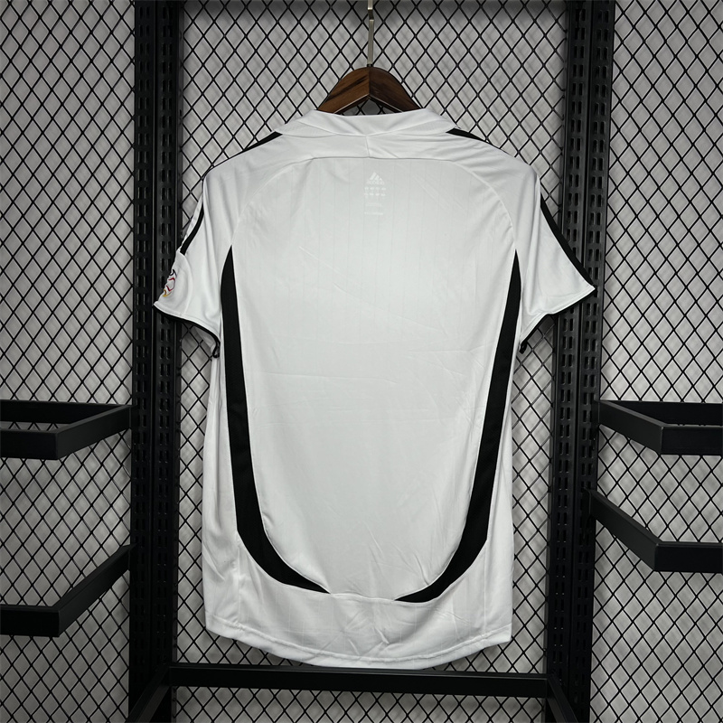 2006 Retro Germany Home Soccer Jersey AAA fan-grade — view 2