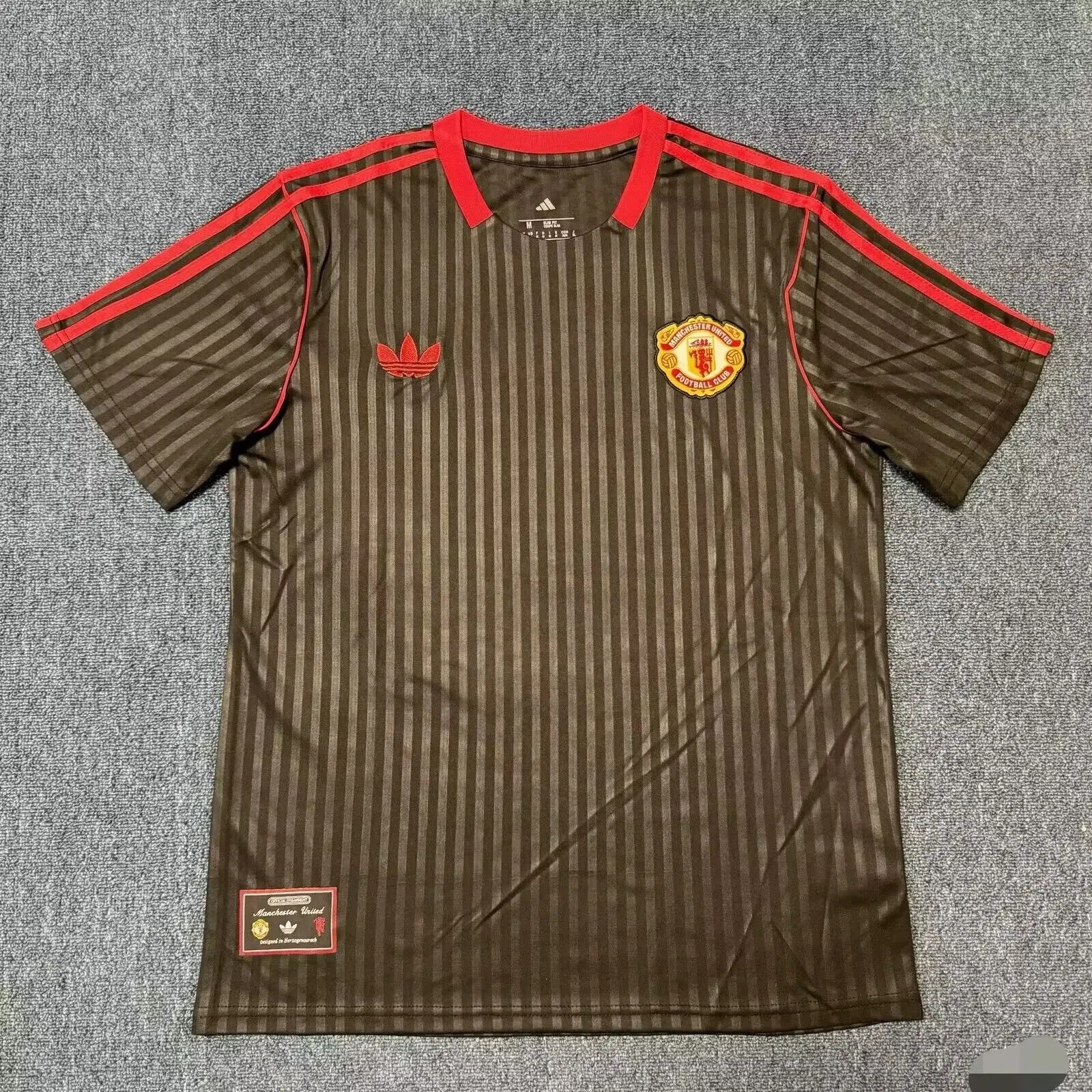 Maillot édition spéciale Manchester United 2025/2026 02 Football Shirt Qualité Thaï