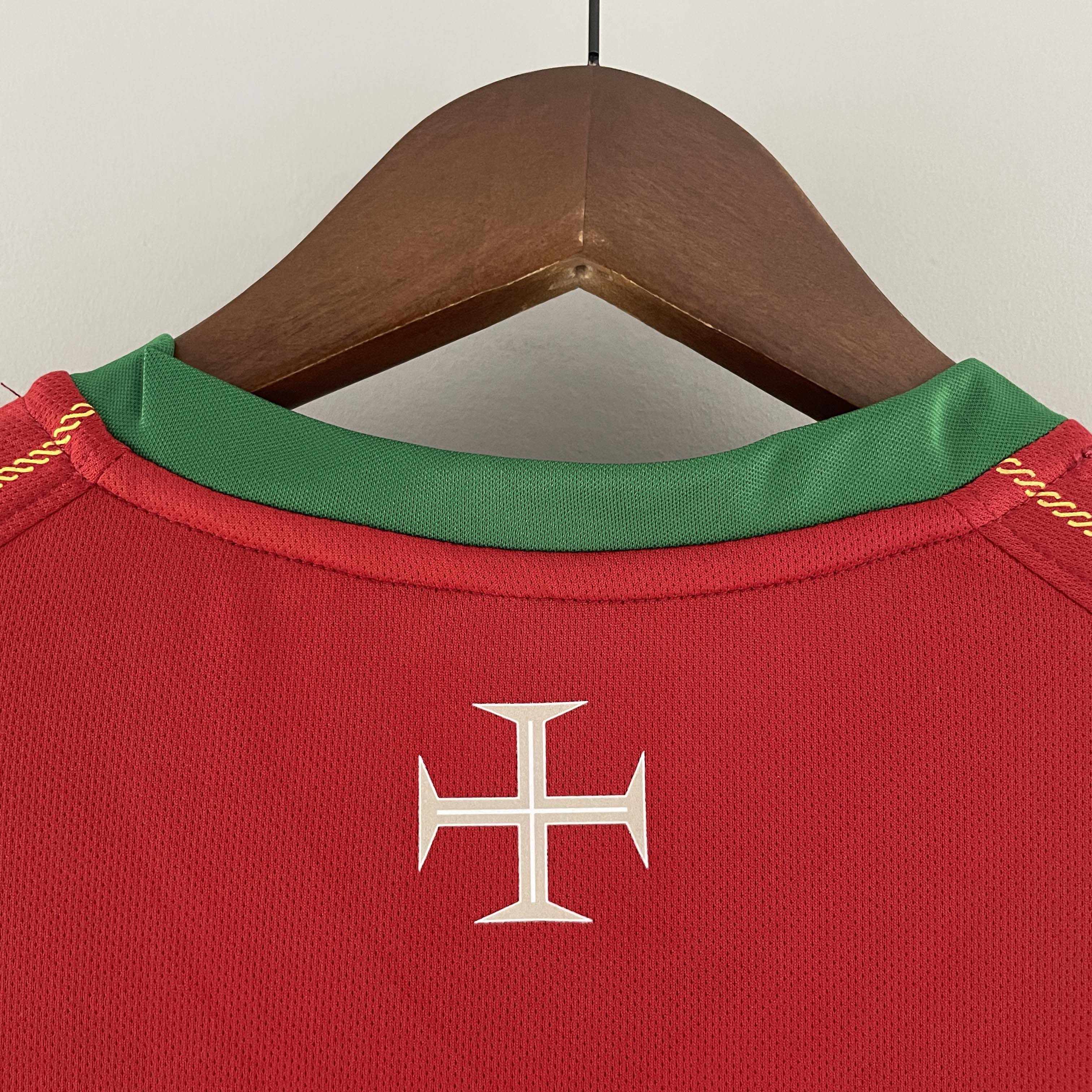 2006 Retro Portugal Home Football Shirt 1:1 Thai Quality — view 4