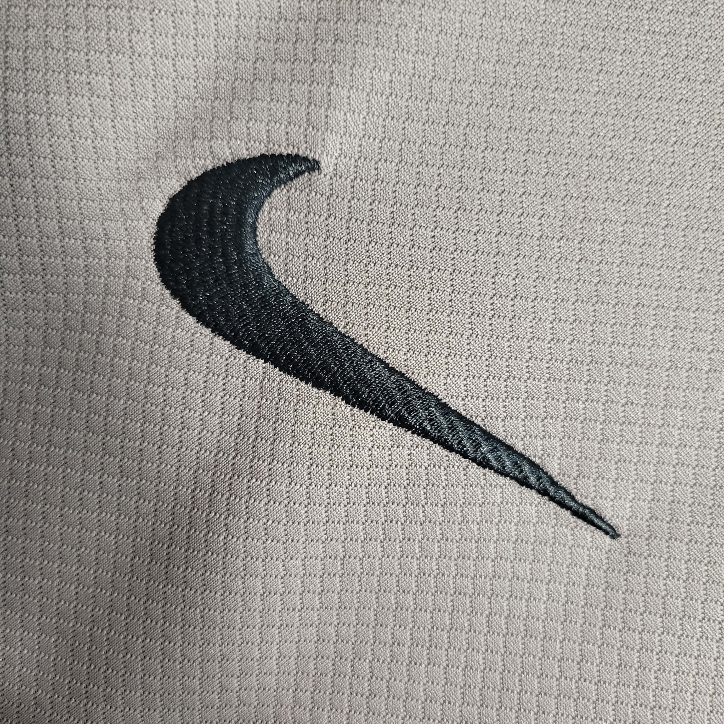 2023/2024 Tottenham Third Away Football Shirt — view 7