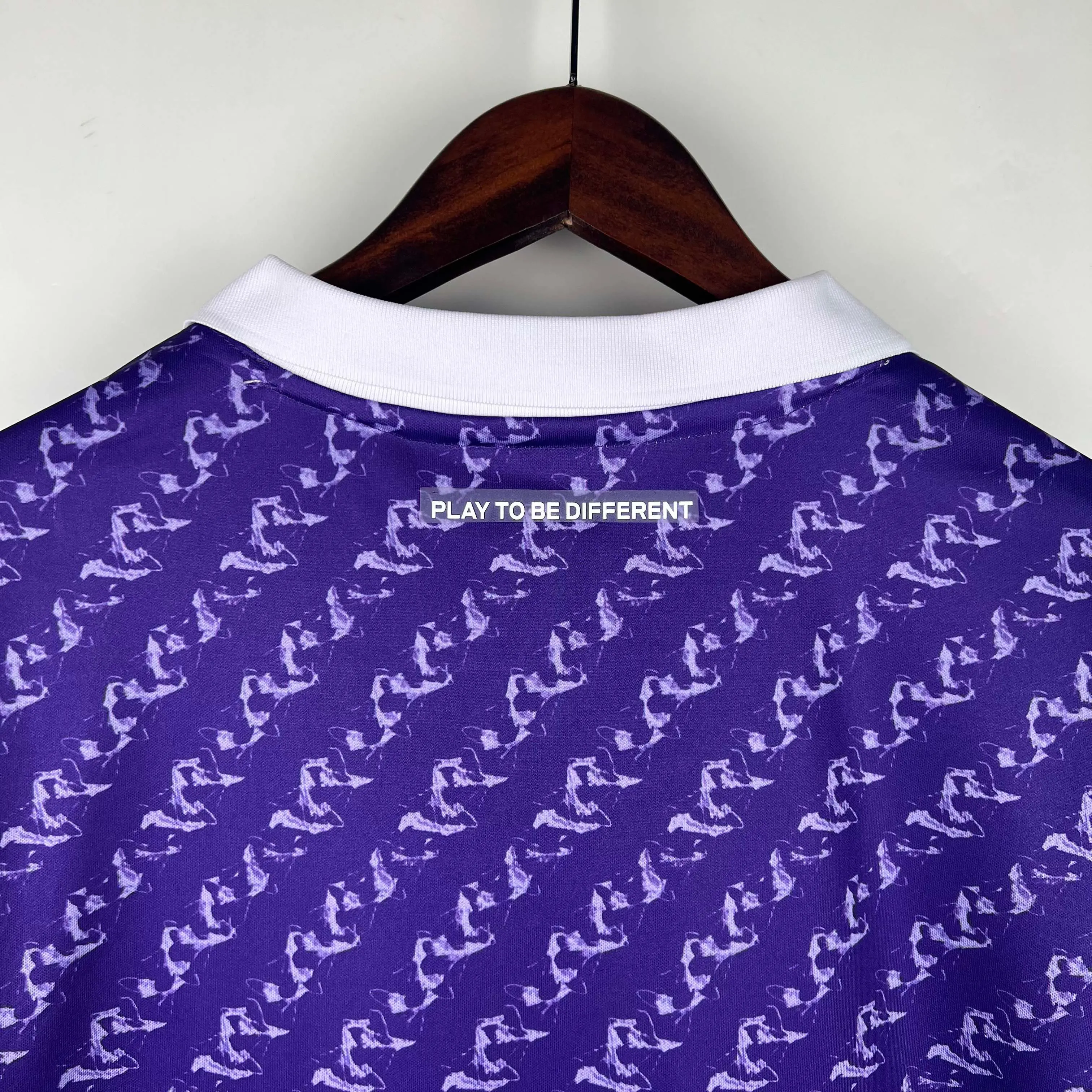 2023/2024 Fiorentina Home Soccer Jersey AAA fan-grade — view 4