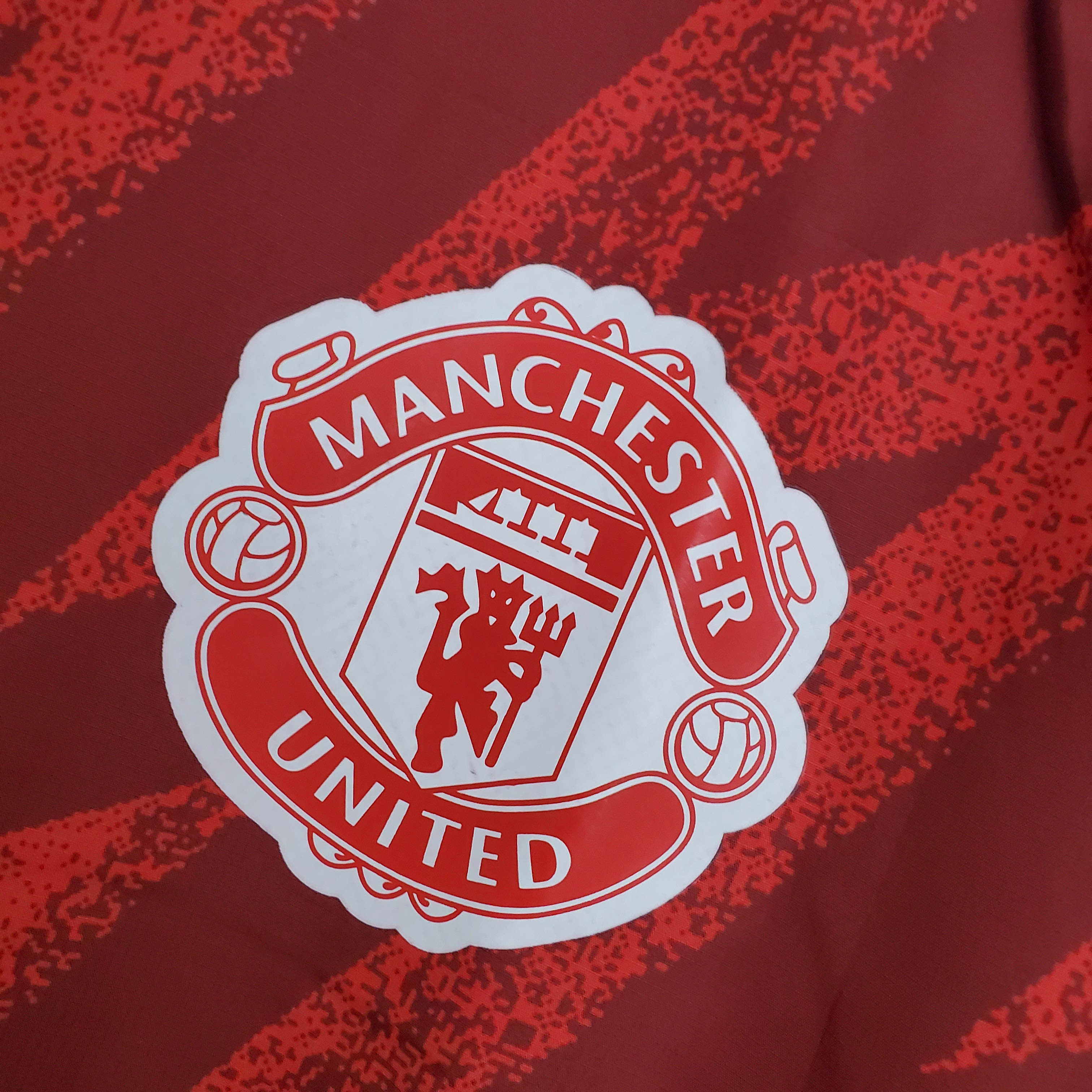 2021/2022 Manchester United Jersey Windbreaker Red — view 5