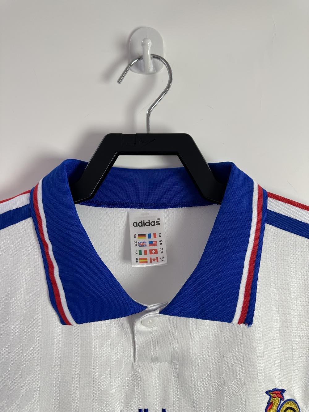 1994 Retro France Away Football Shirt AAA fan-grade — view 3