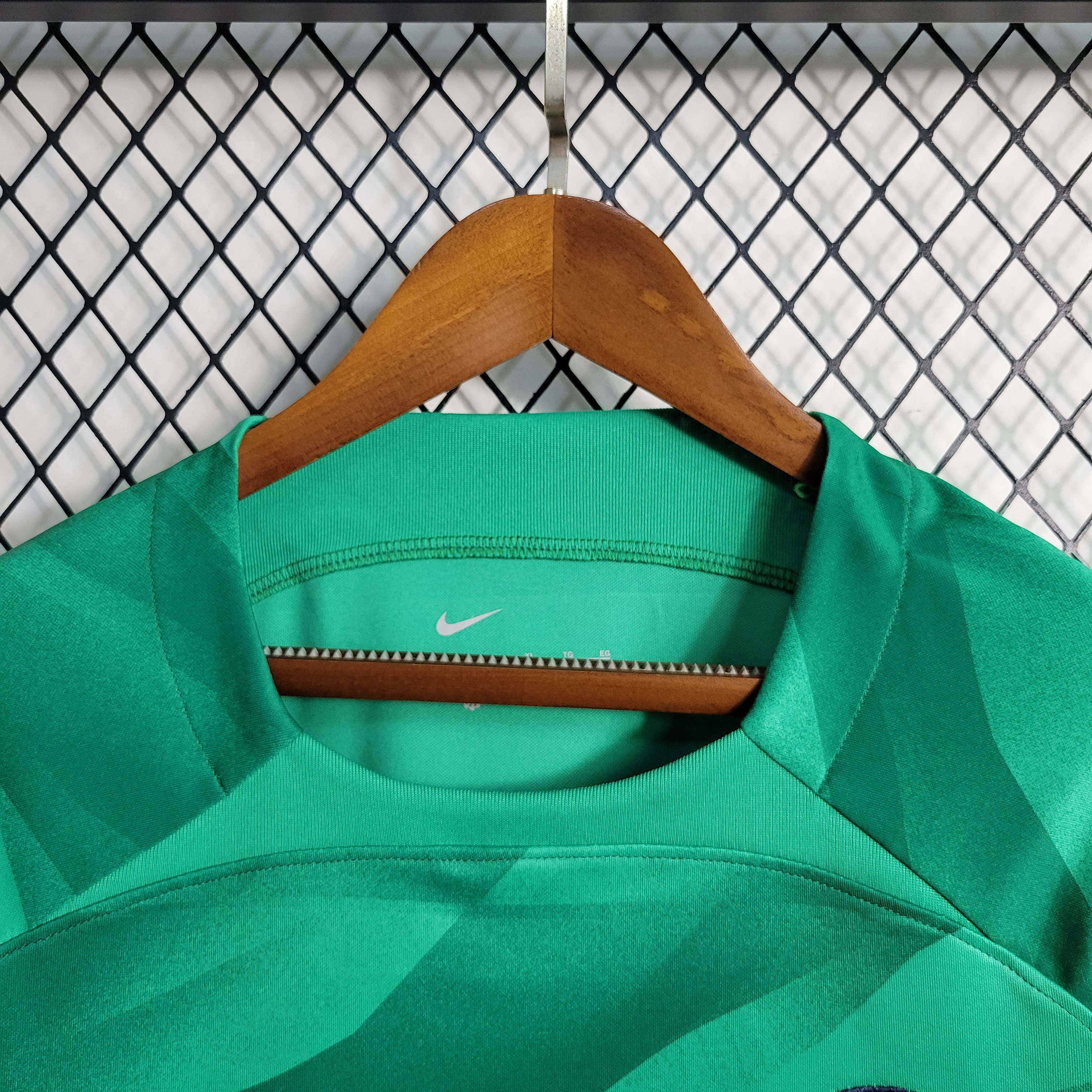 2023/2024 Psg Paris Saint-Germain Goalkeeper Green Football Shirt — view 7