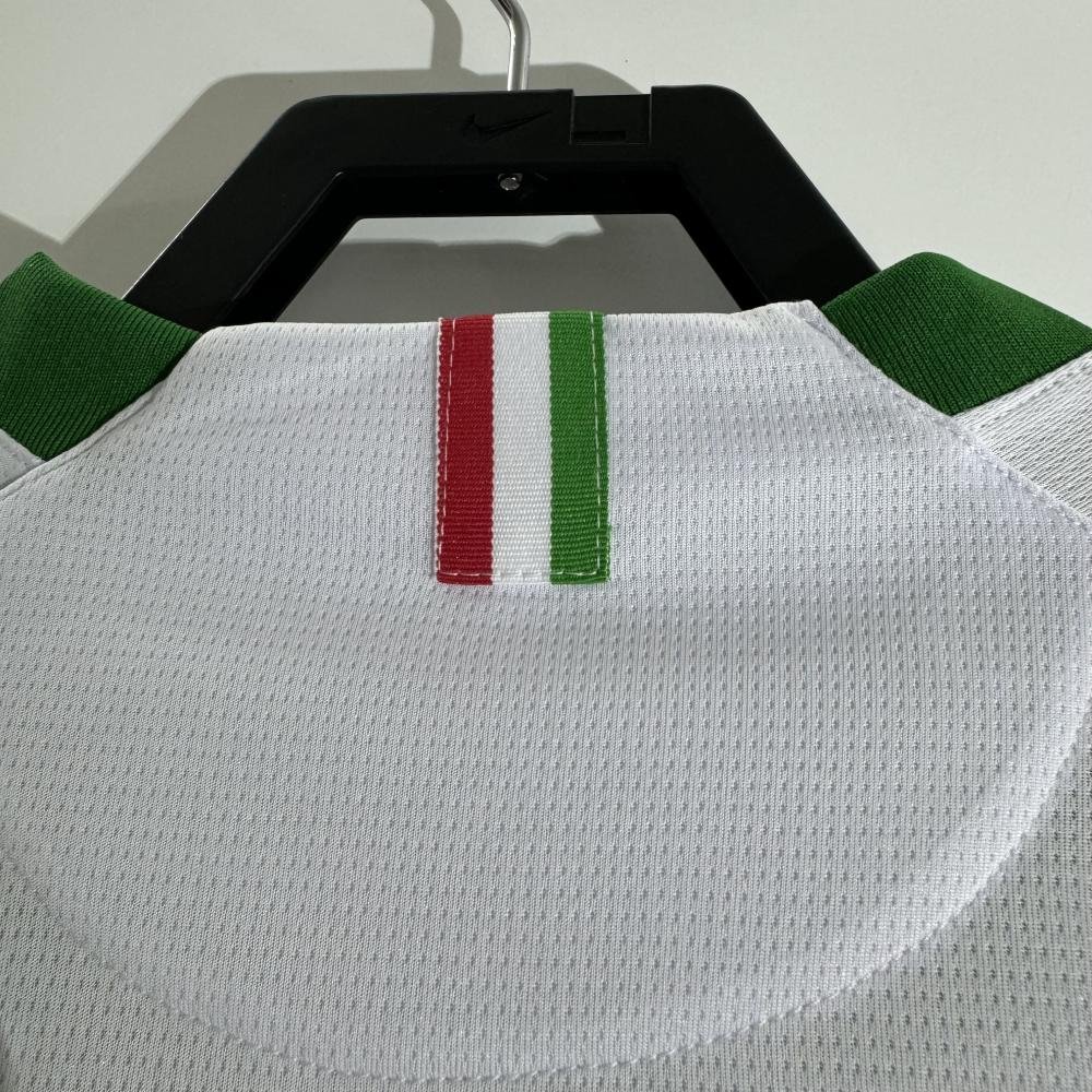 2006 Retro Mexico Away Soccer Jersey AAA fan-grade — view 4