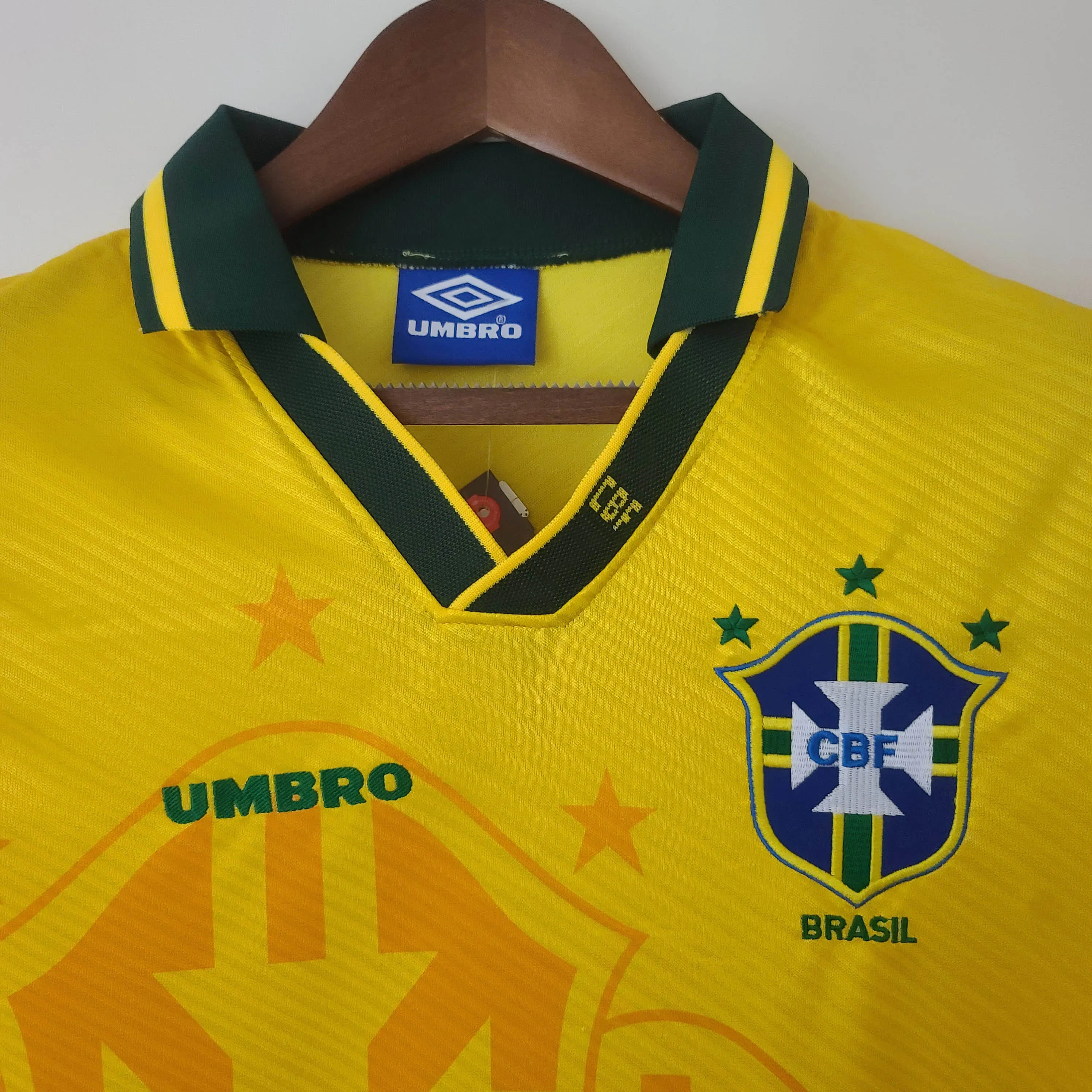 1994 Retro Brasilien Heim Fußballtrikot — view 3