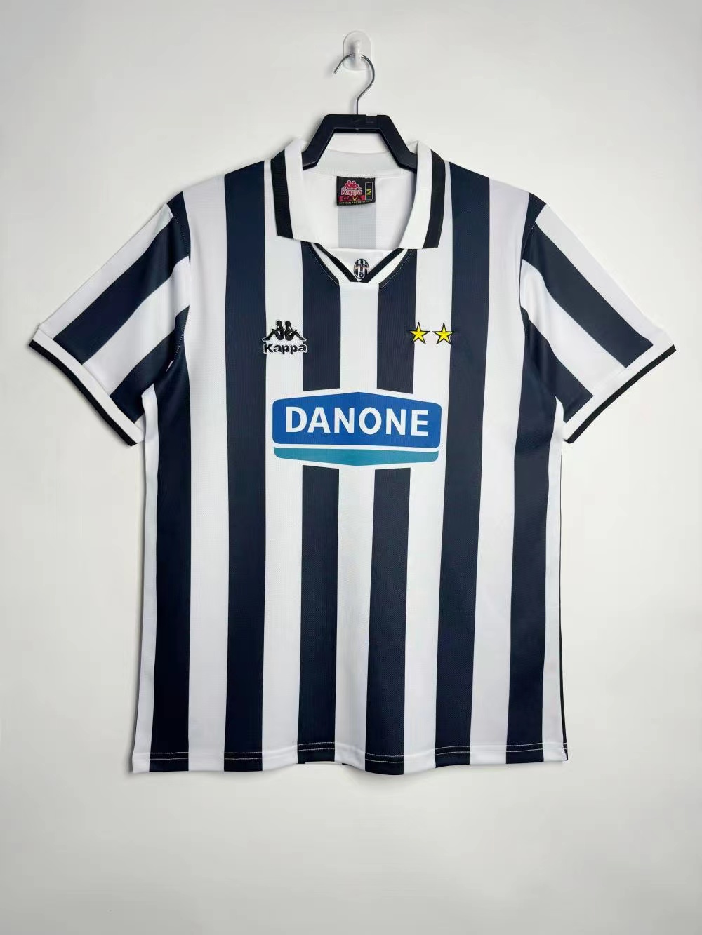 1994/1995 Retro Juventus Home Soccer Jersey AAA fan-grade