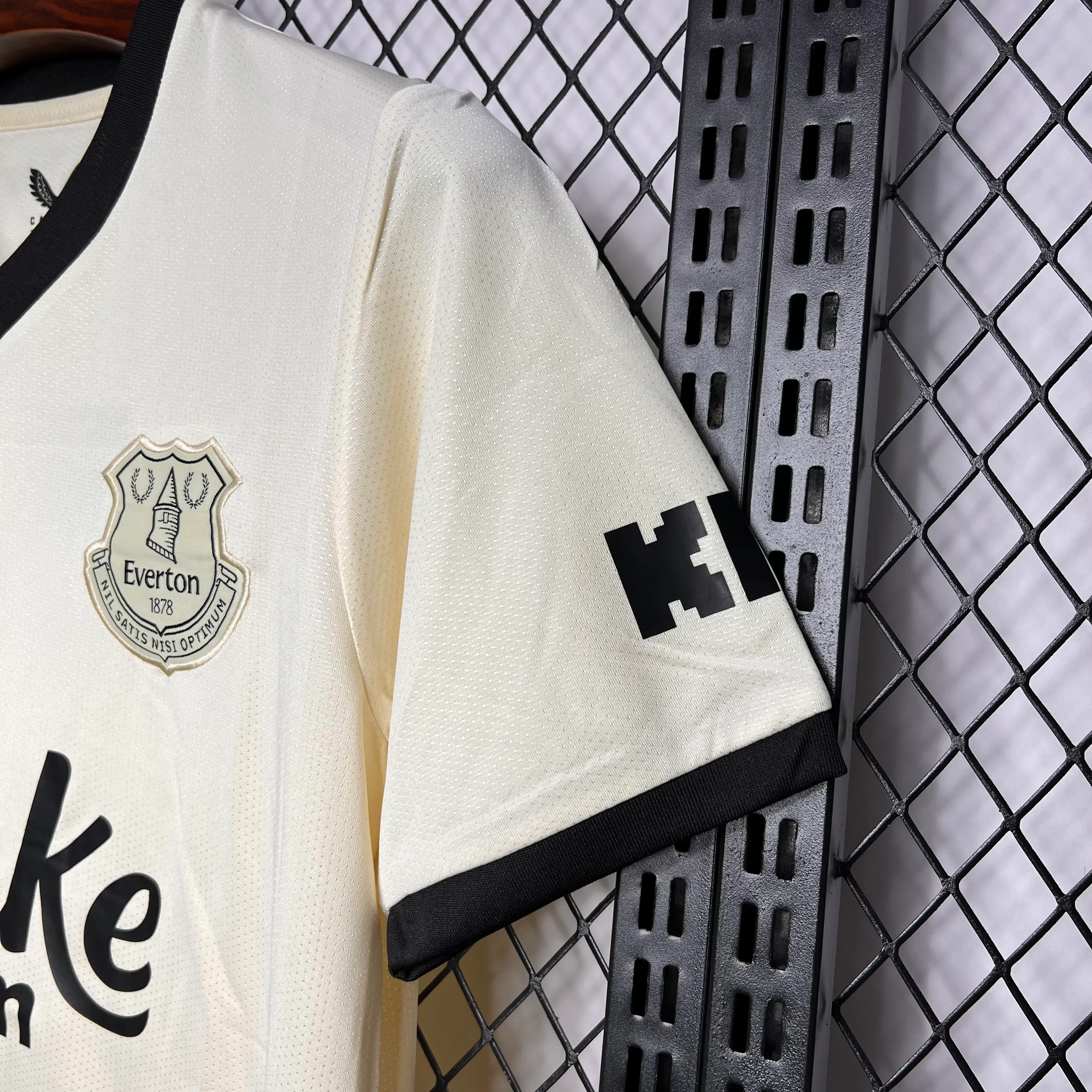 2024/2025 Everton Third Away Soccer Jersey — view 8