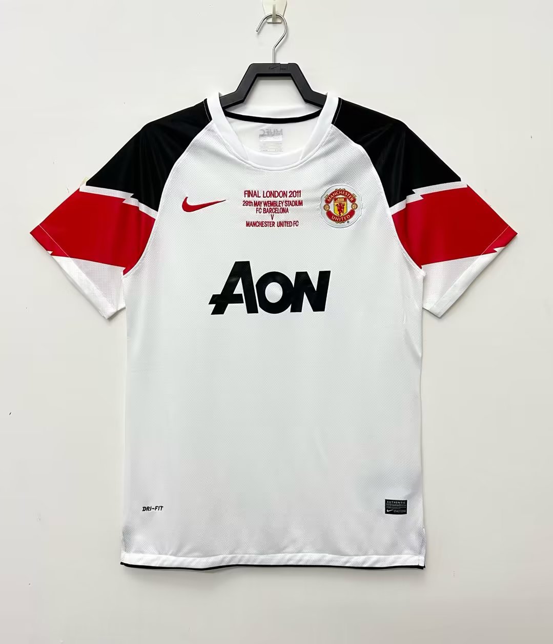 2010/2011 Retro Manchester United Away Football Shirt AAA fan-grade