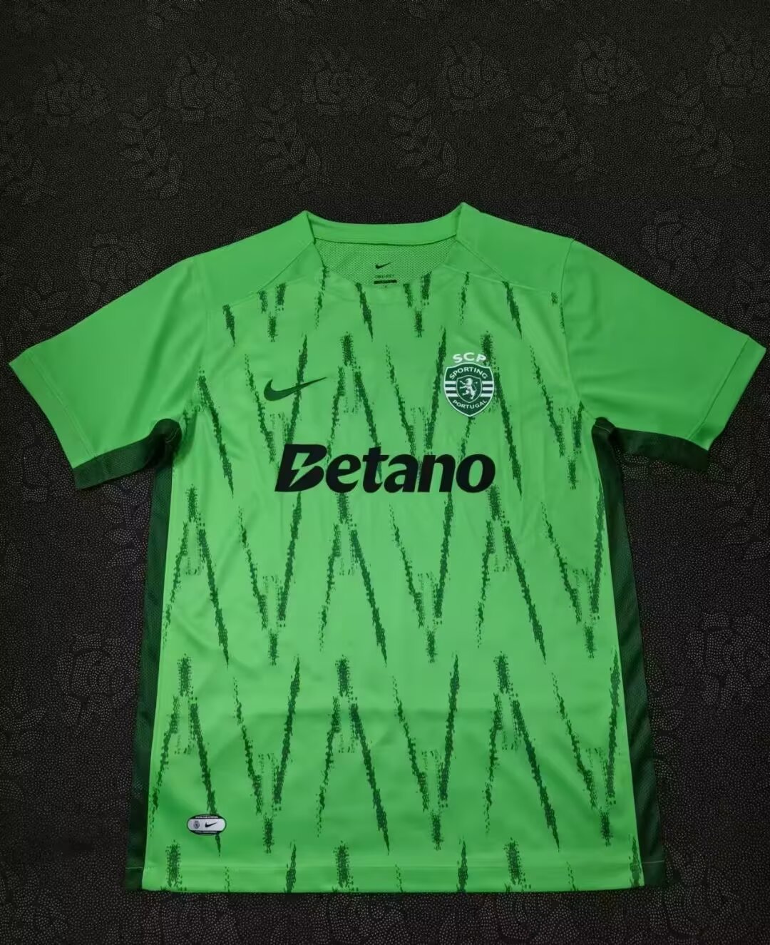2024/2025 Sporting Lisbon Third Away Football Shirt AAA fan-grade