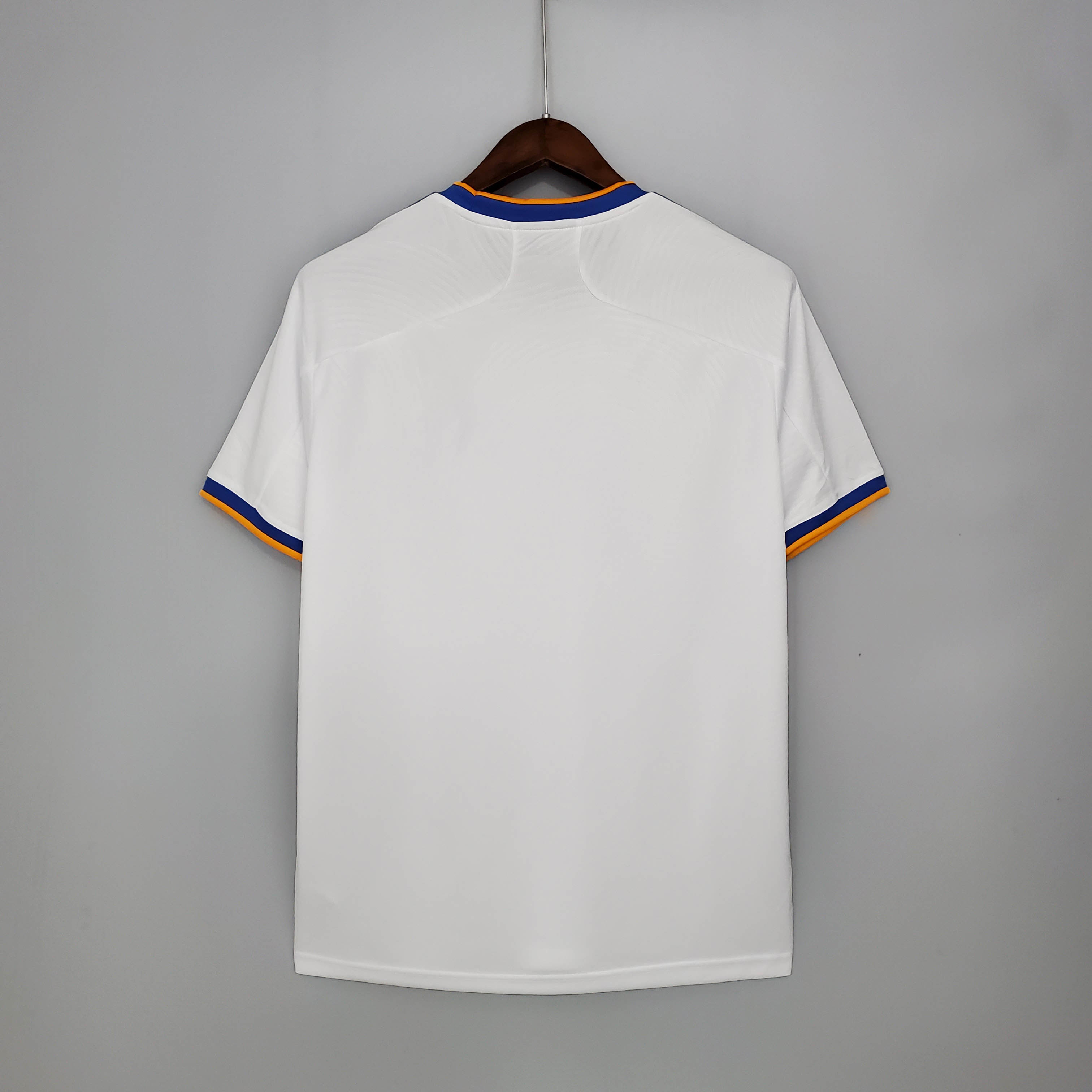 2021/2022 Real Madrid Football Shirt Home — view 2