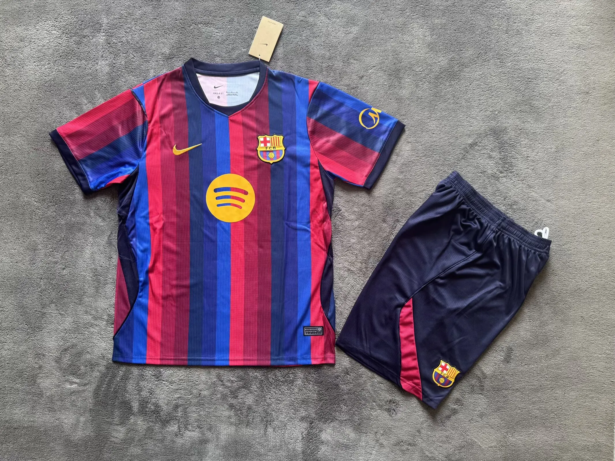 2026/2027 Barcelona Heim Fußballtrikot 1:1 Thai-Qualität Kindergröße