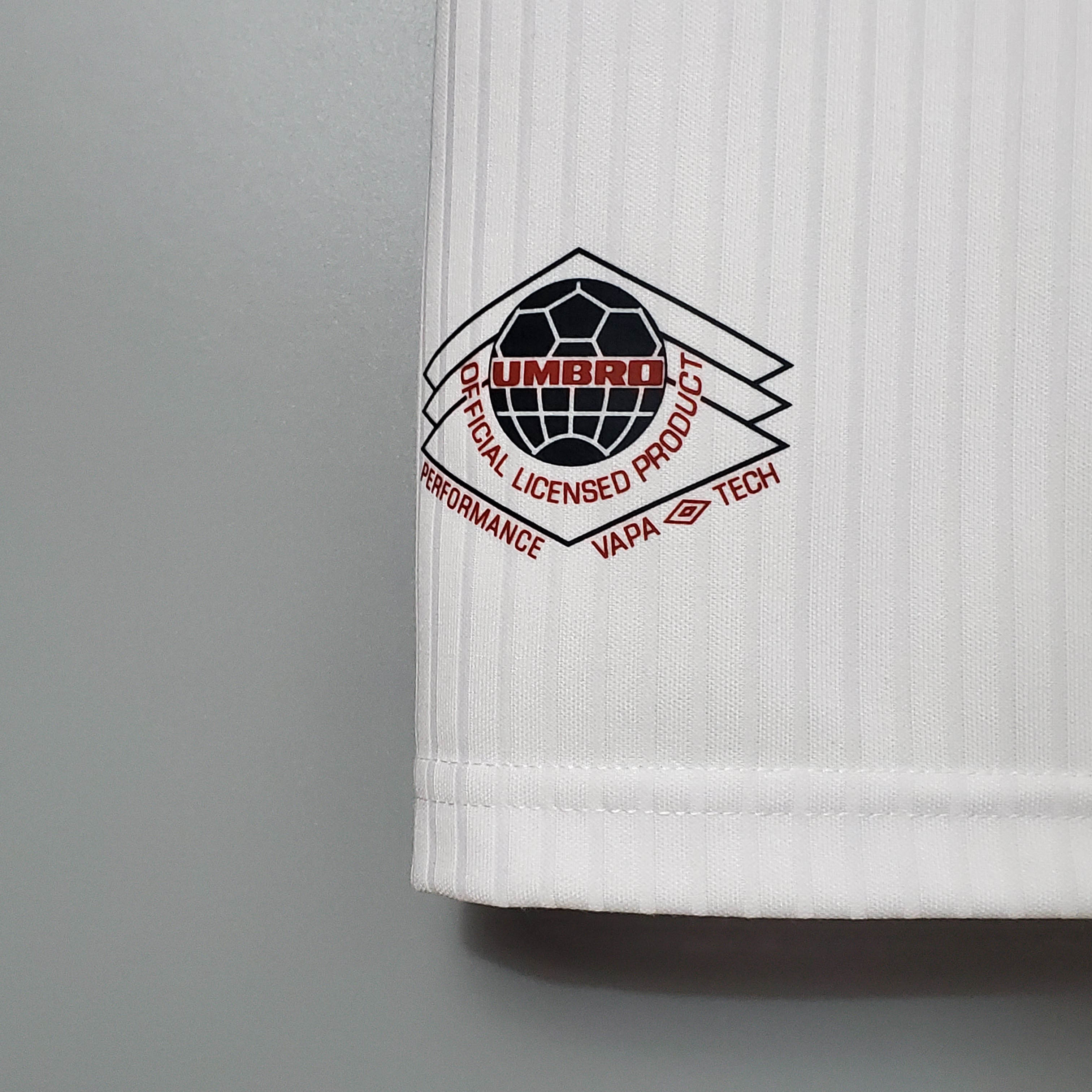 1998 Retro England Home Soccer Jersey 1:1 Thai Quality — view 8