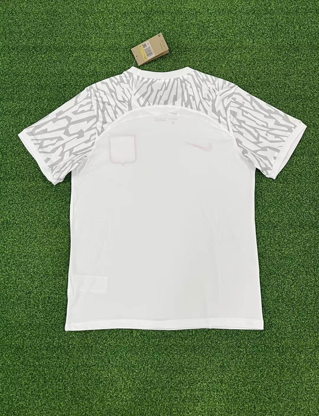 2022 FIFA World Cup Poland Home Football Shirt — view 2