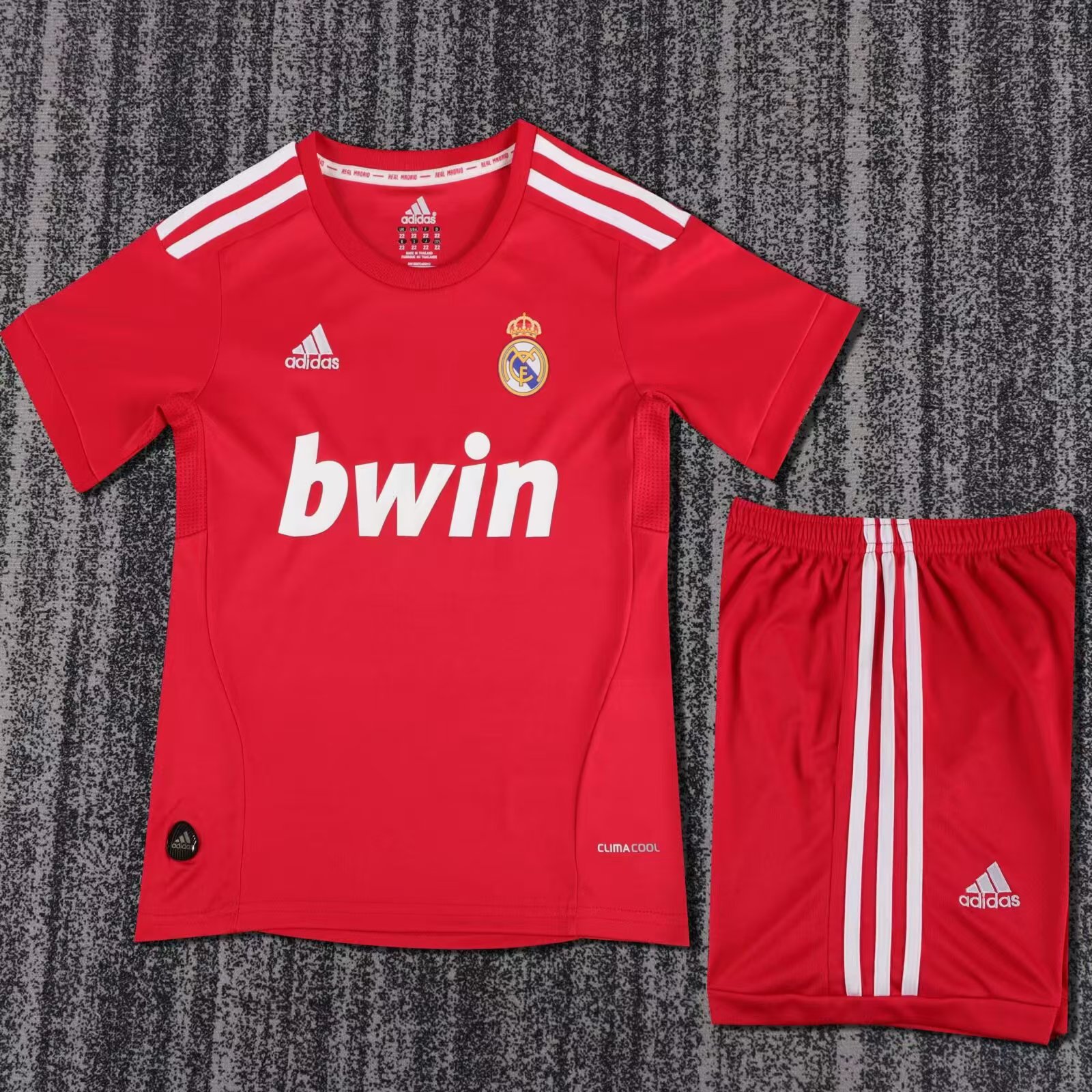2011/2012 Retro Real Madrid Third Away Football Shirt AAA fan-grade Kids Size