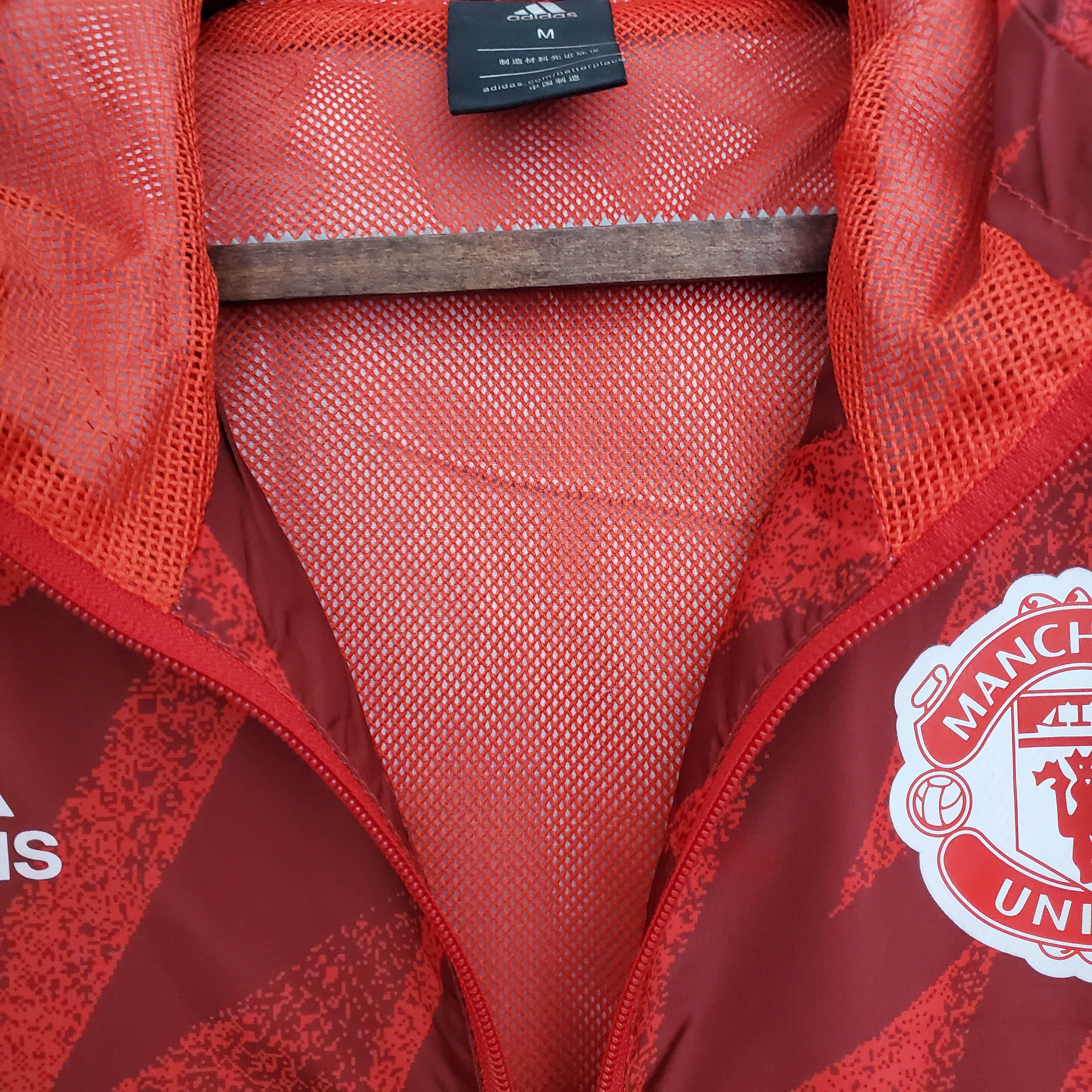 2021/2022 Manchester United Jersey Windbreaker Red — view 7