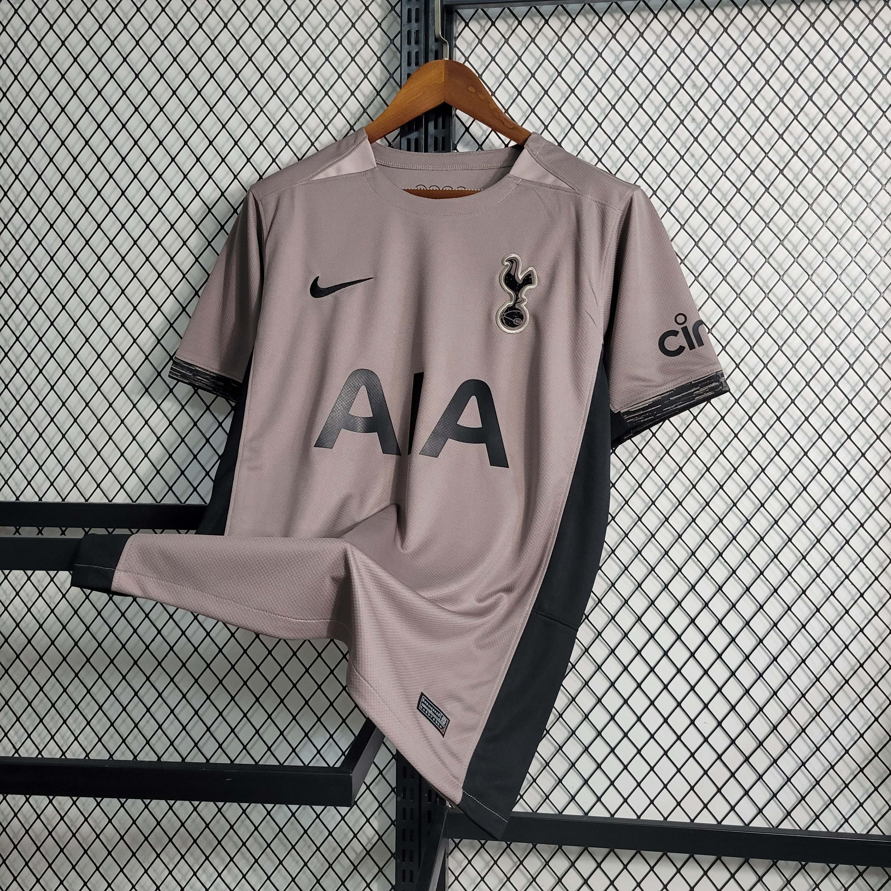 2023/2024 Tottenham Third Away Football Shirt — view 3