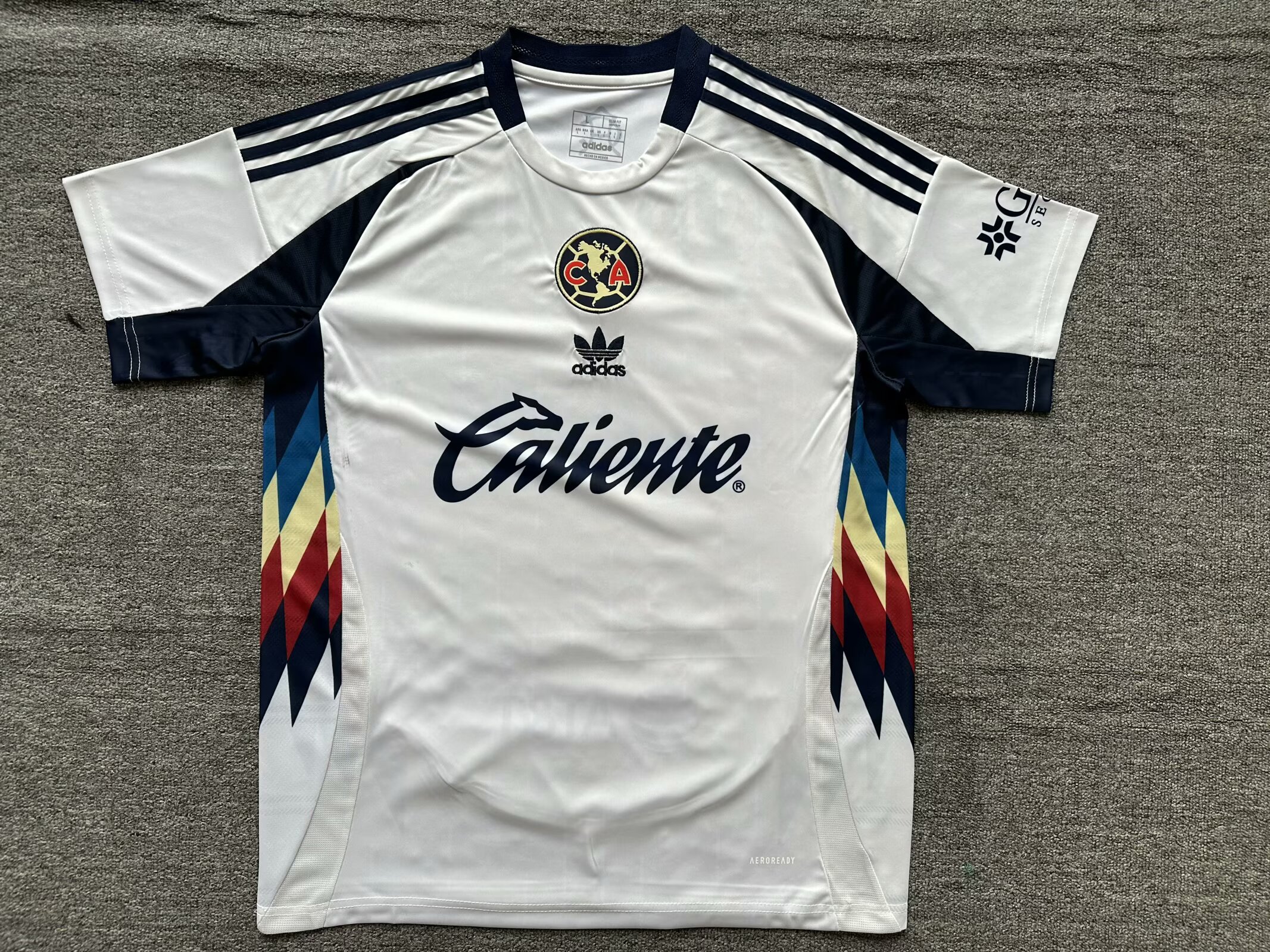 2025/2026 Club América Tenue d'entraînement Blanc Maillot de football Qualité thaï