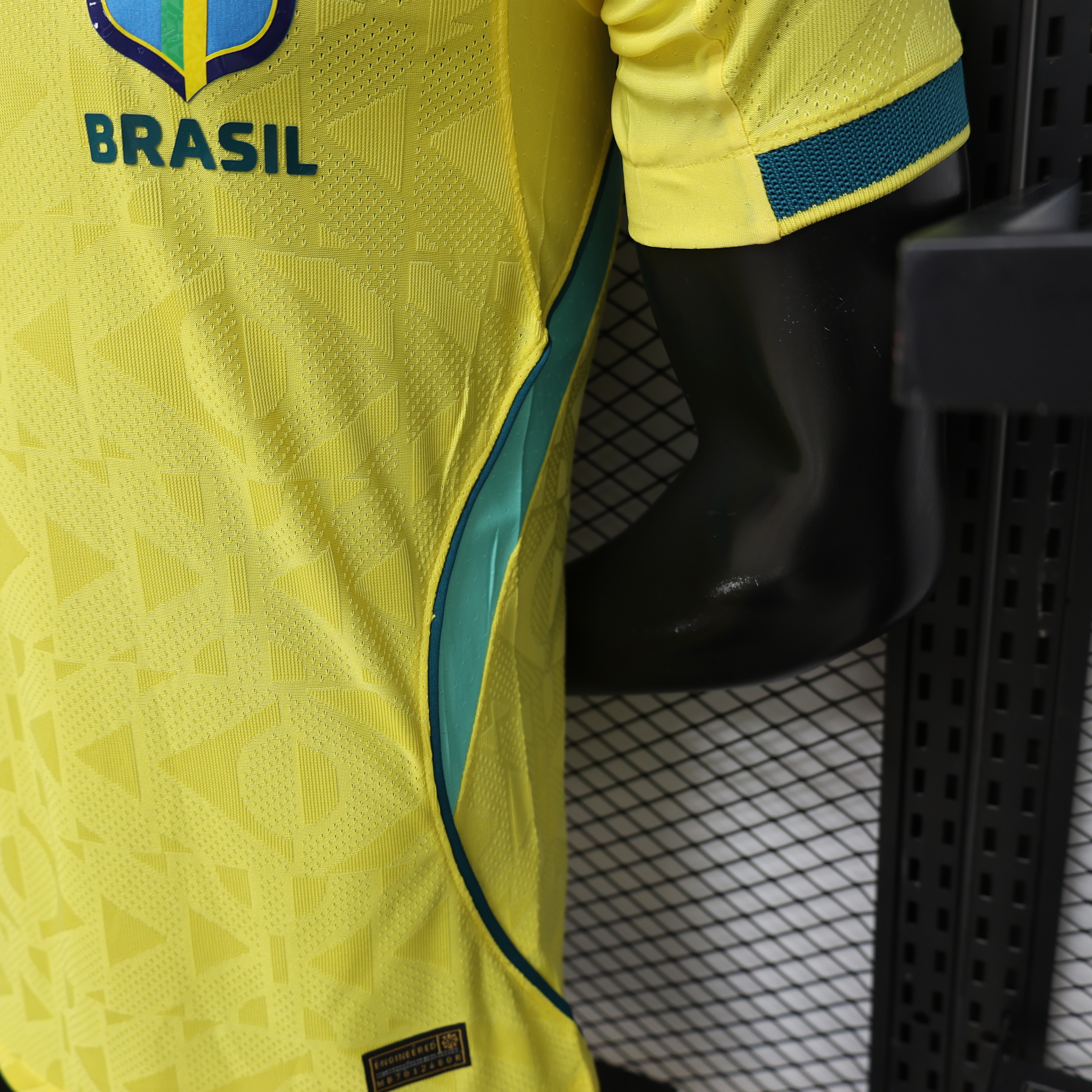 2026 Spielerversion Brasilien Nationalmannschaft Heimtrikot AAA Fanqualität — view 8