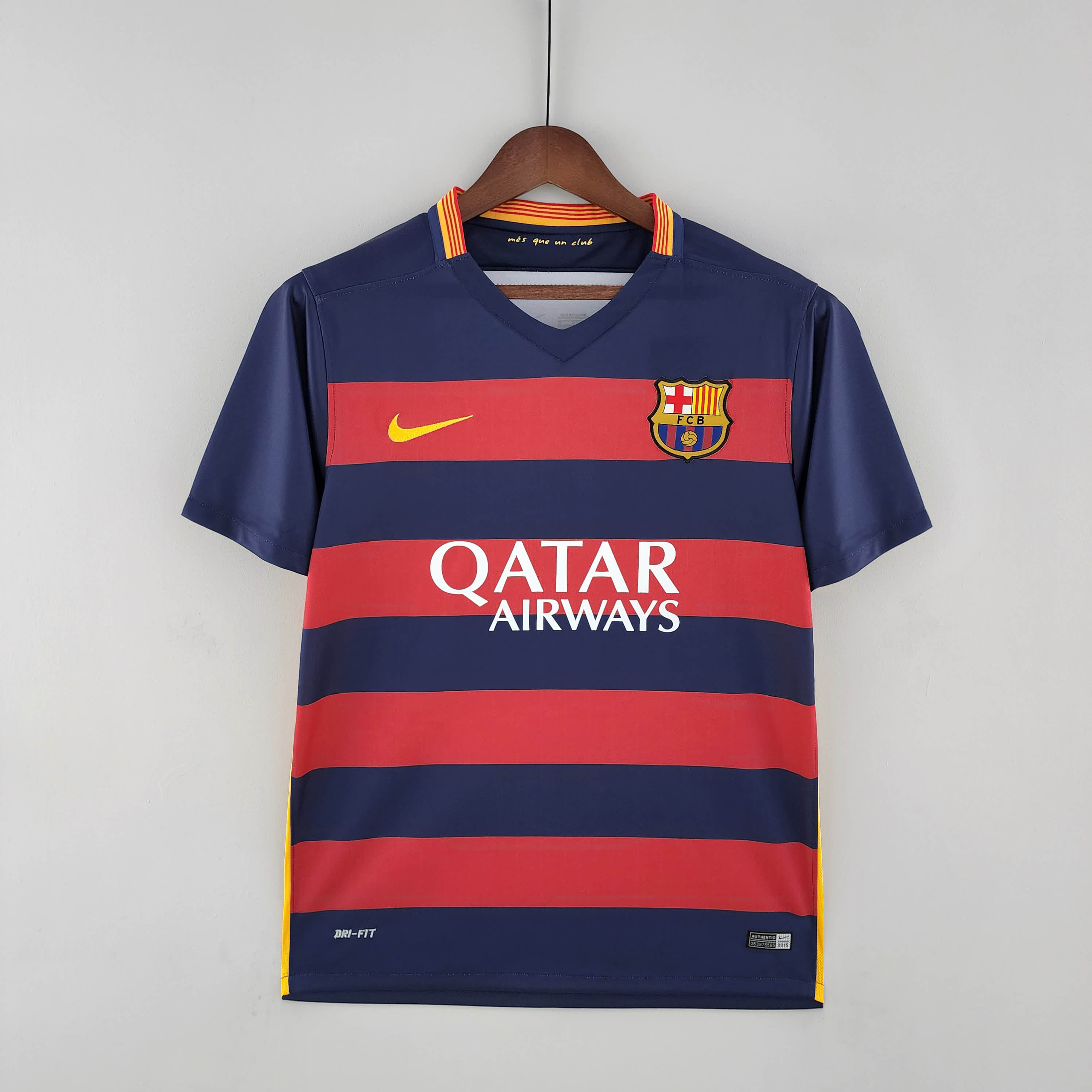 2015/2016 Retro Barcelona Football Shirt Home AAA fan-grade