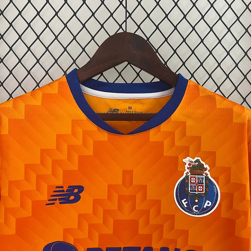 2024/2025 Porto Away Football Shirt AAA fan-grade — view 3
