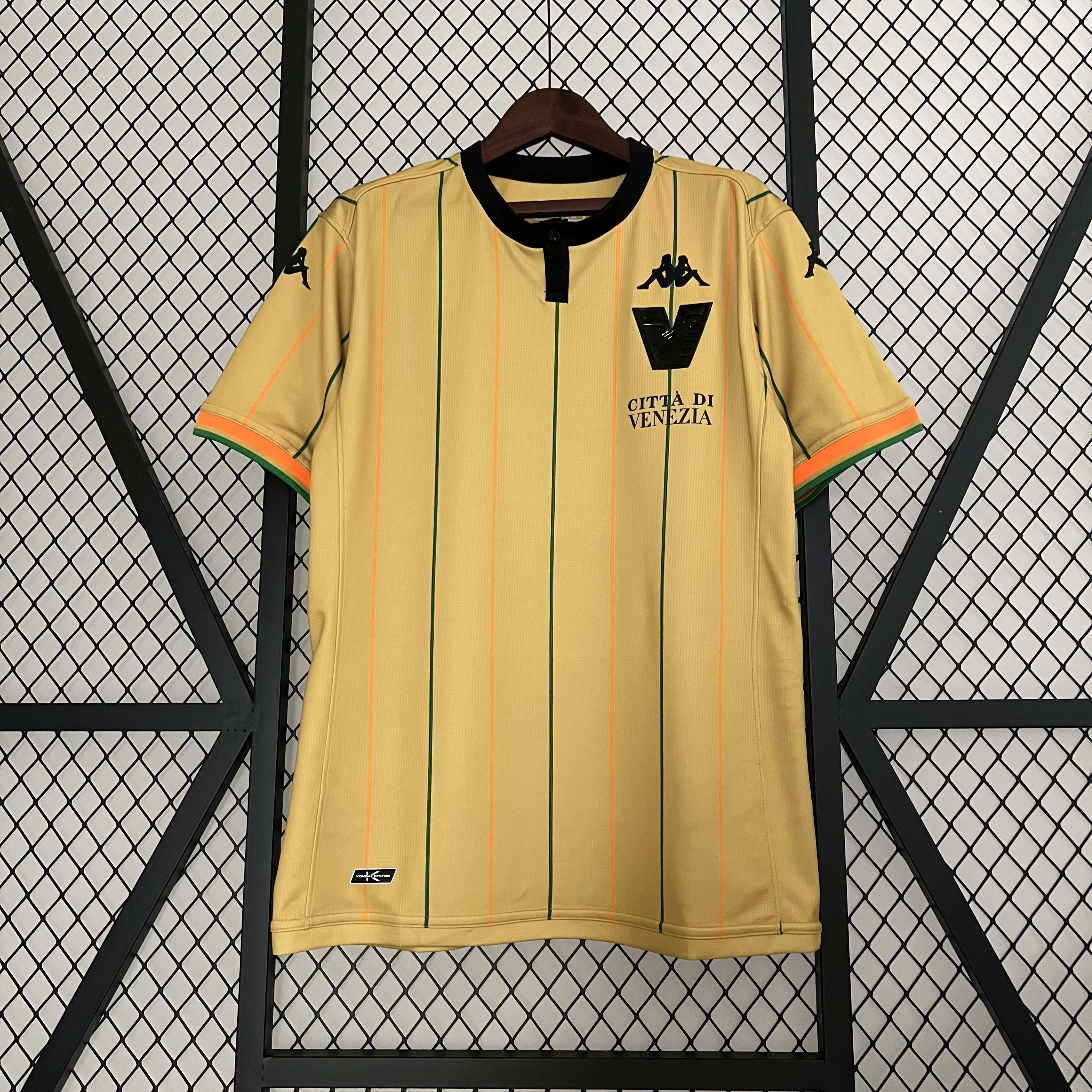 2023/2024 Venezia Training Wear Yellow Football Jersey AAA fan-grade