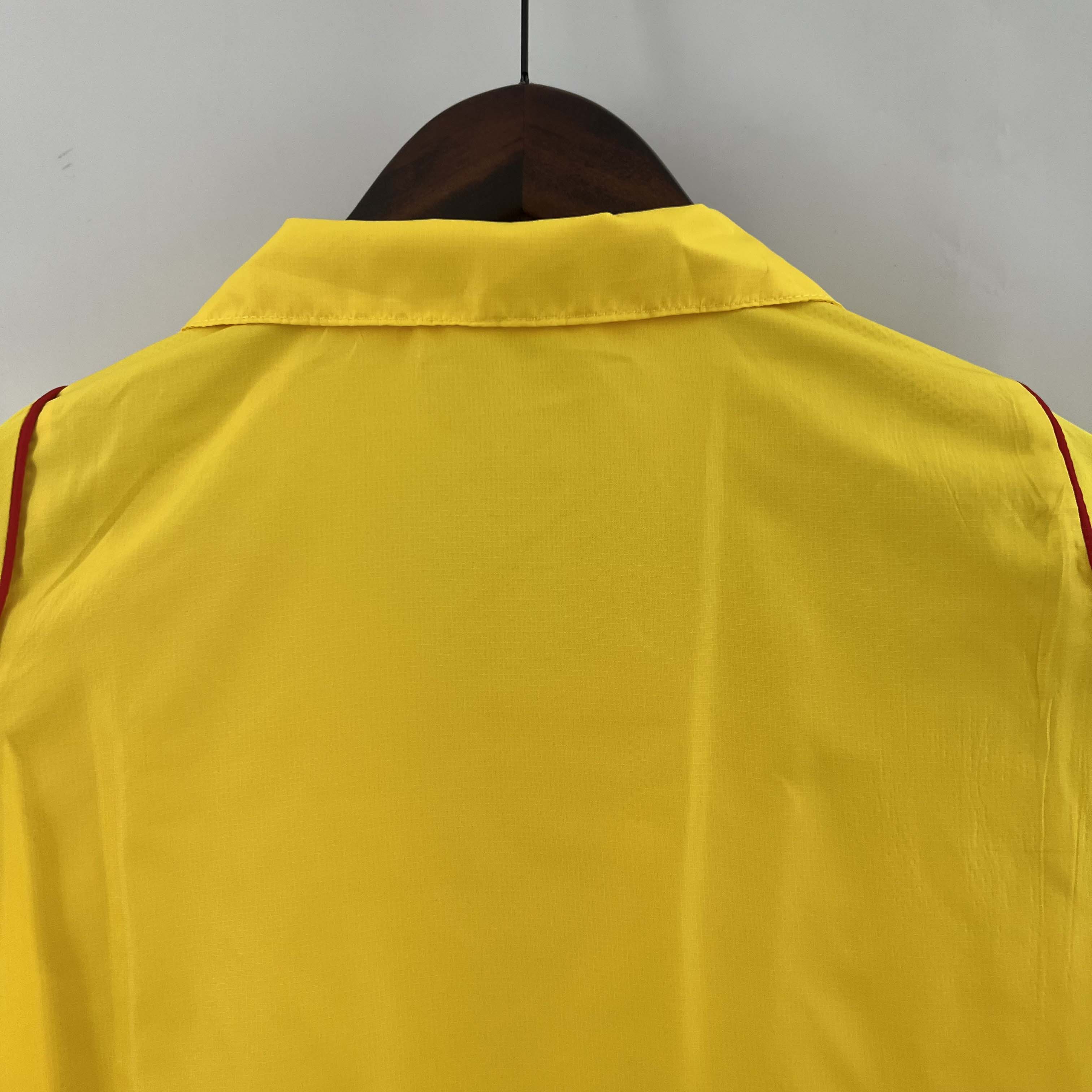 2023 Flamengo Windbreaker yellow Soccer Jersey AAA fan-grade — view 4