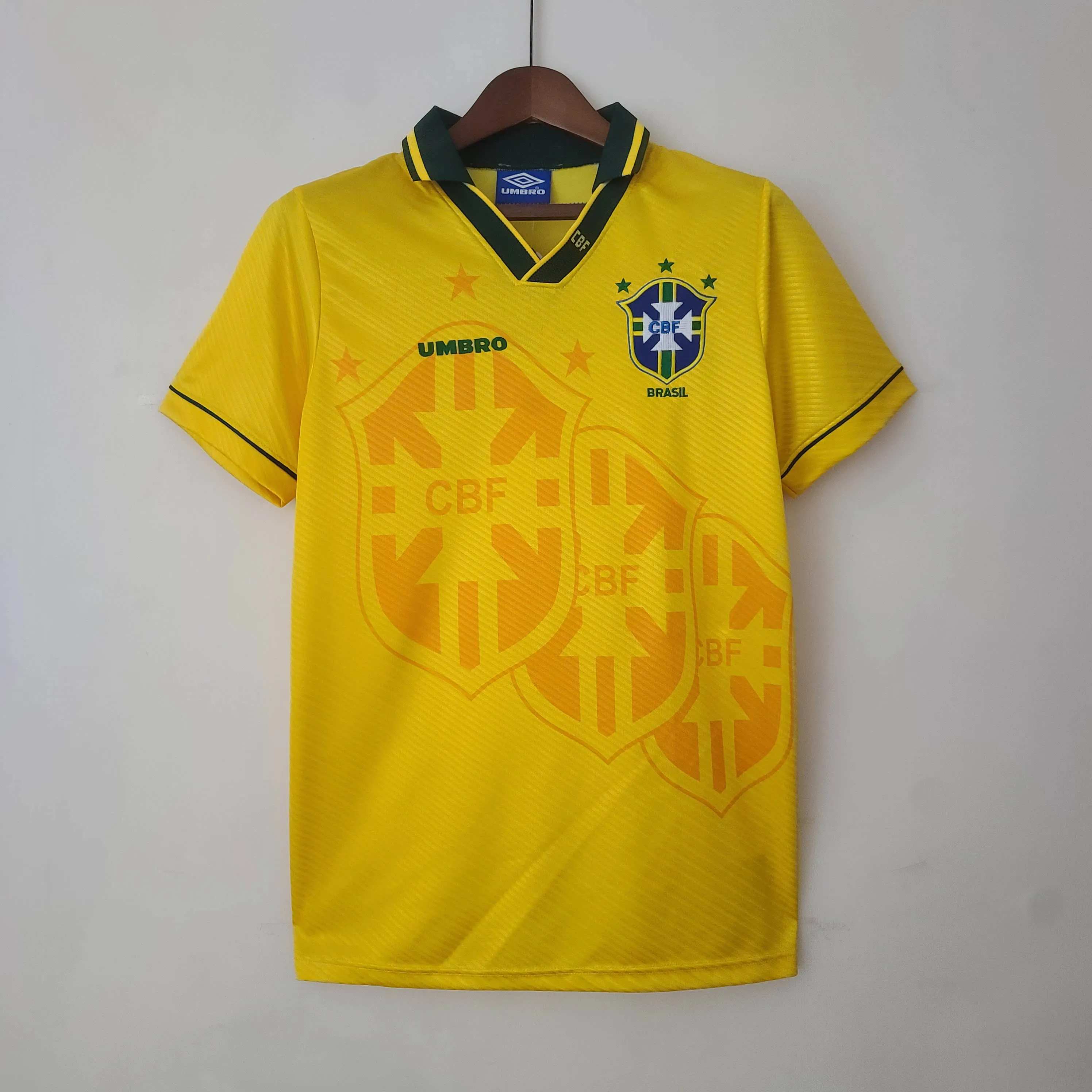 1994 Retro Brasilien Heim Fußballtrikot — main view