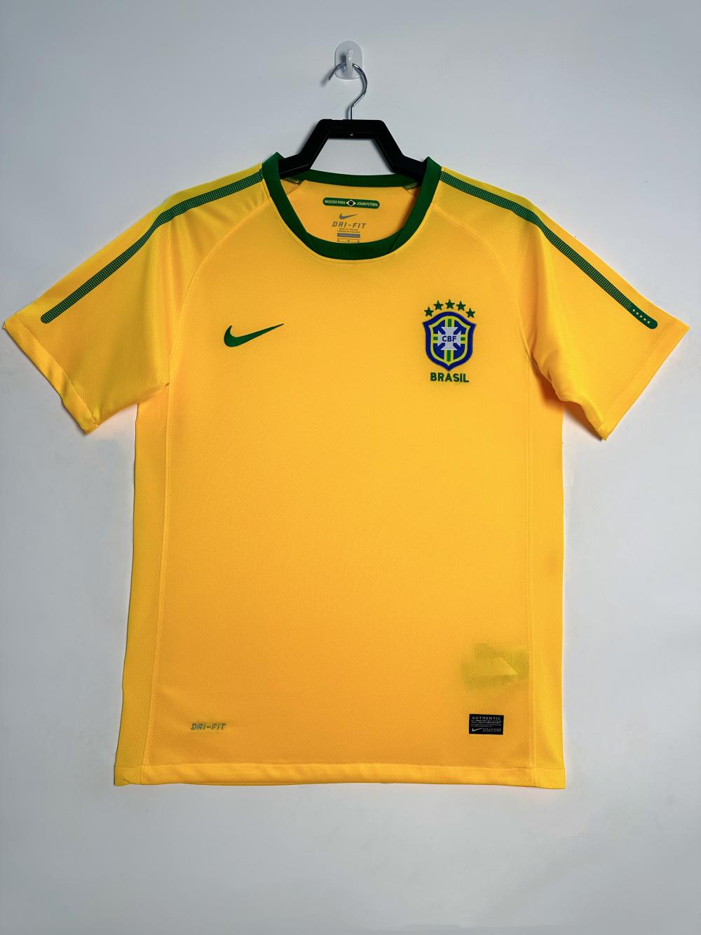 2010 Retro Brazil Home Soccer Jersey AAA fan-grade — main view