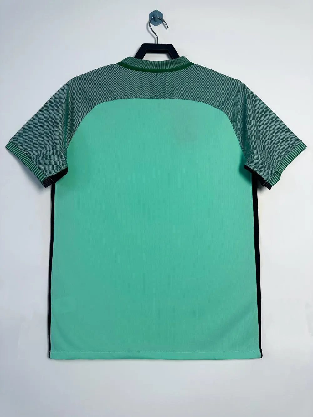 2016 Retro Portugal Away Football Shirt AAA fan-grade — view 2
