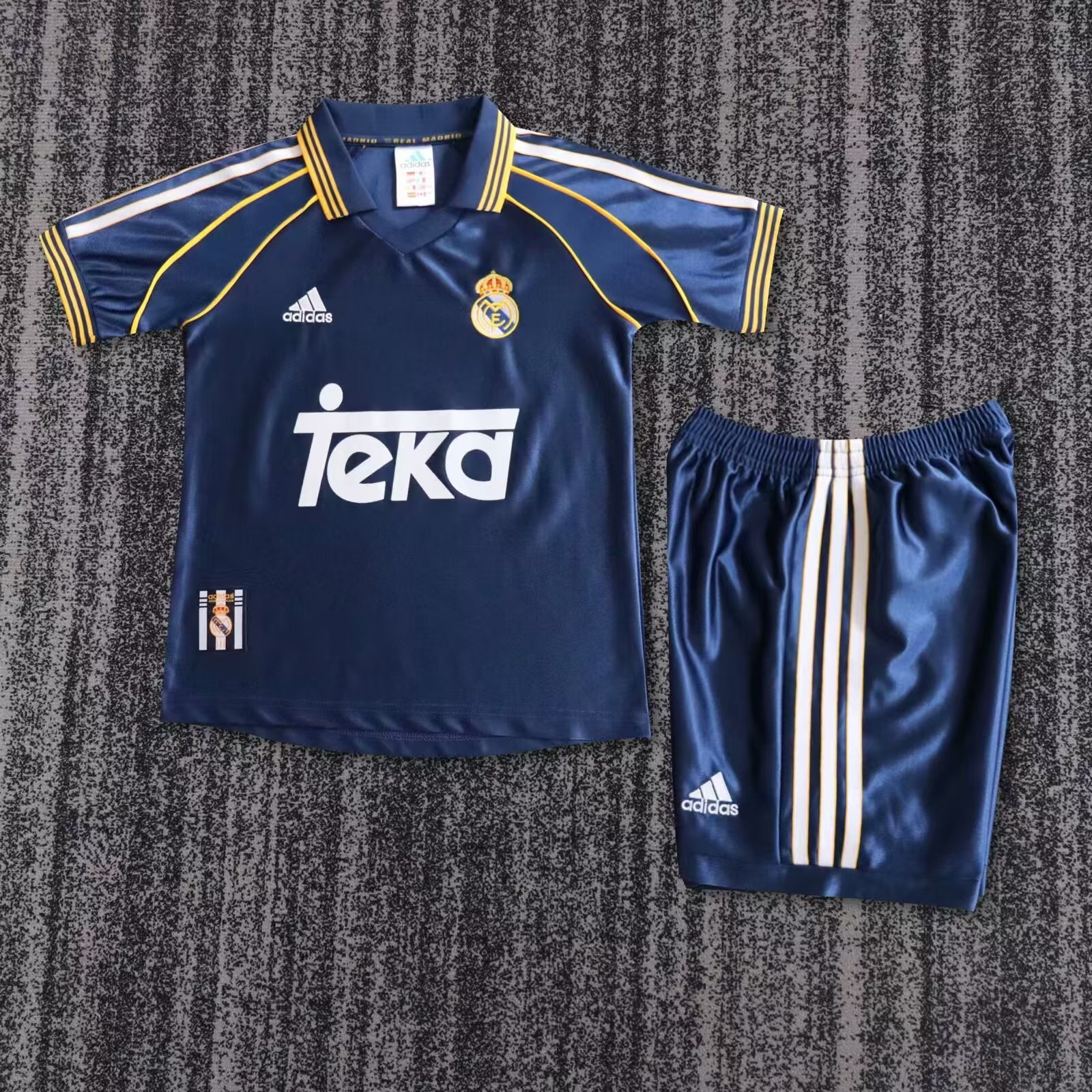 1998-2000 Retro Real Madrid Third Away Football Shirt AAA fan-grade Kids Size