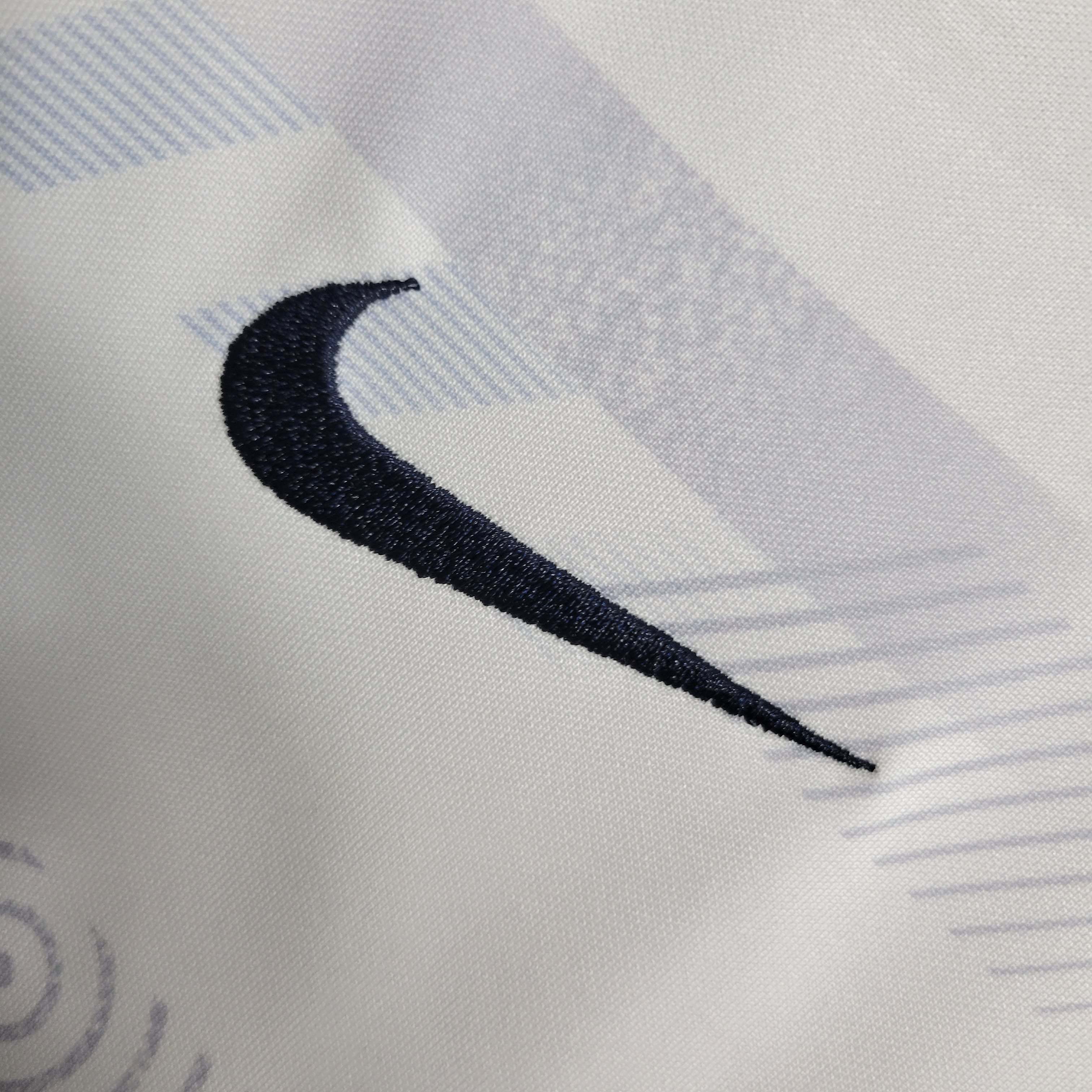 2023/2024 Tottenham Home Football Shirt Kids Size — view 6