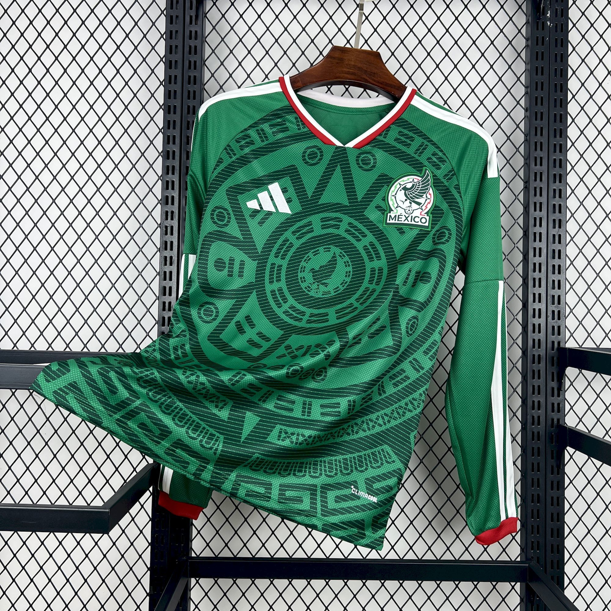 2026 Mexiko Nationalmannschaft Heim Langarm Fußballtrikot AAA Fan-Qualität