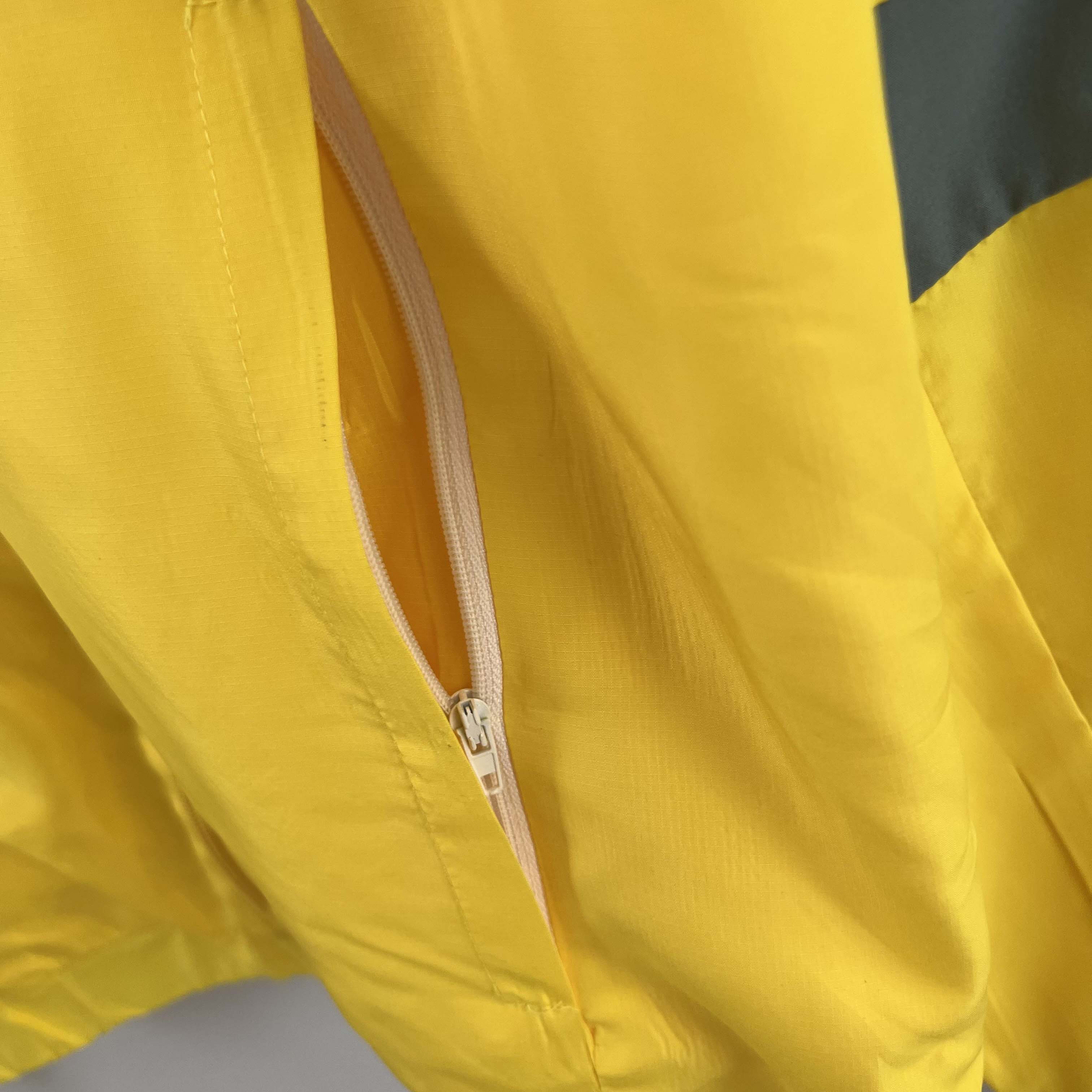 2023 Flamengo Windbreaker yellow Soccer Jersey AAA fan-grade — view 7