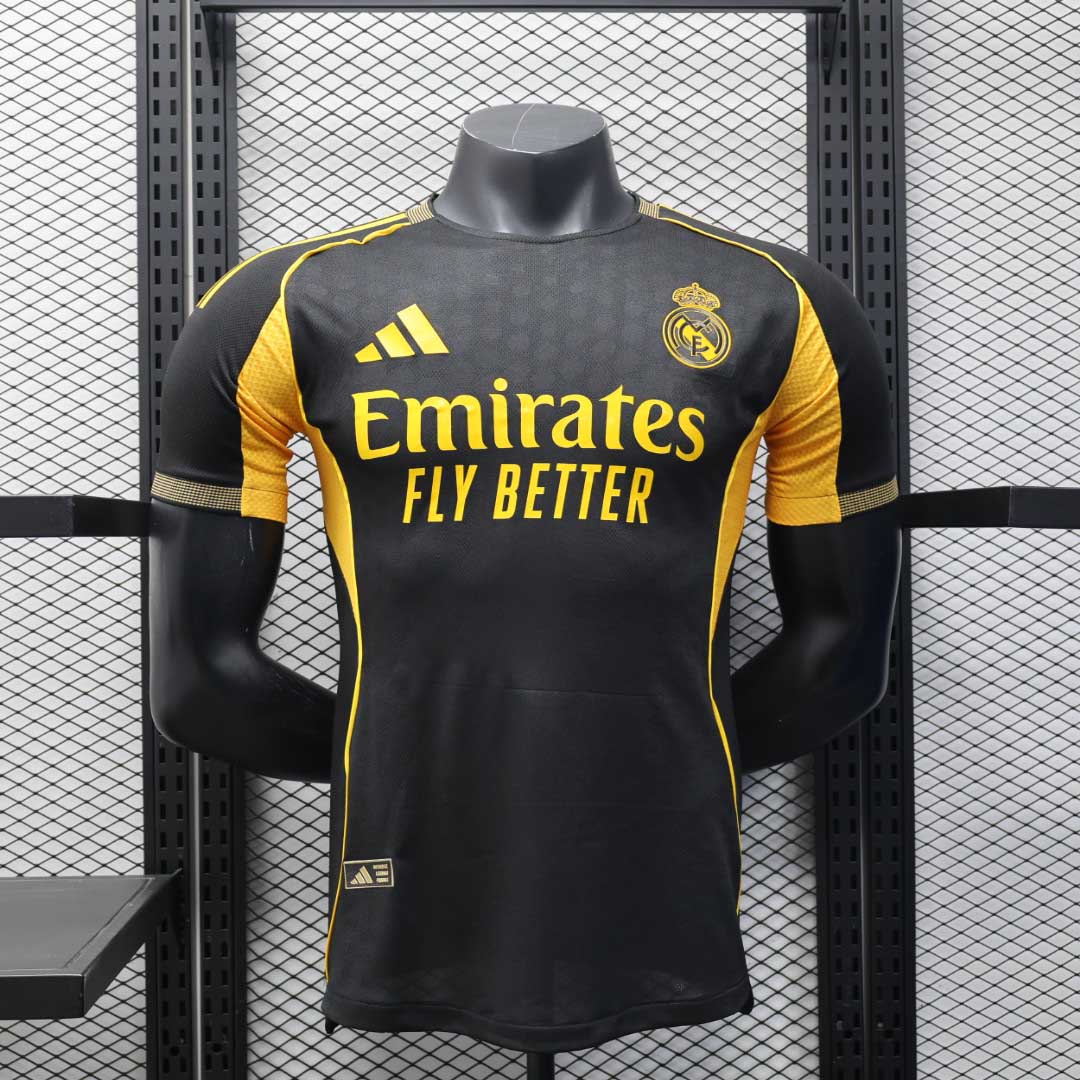 2025/2026 Player Version Real Madrid Special Edition Black and Gold Football Jersey AAA fan-grade