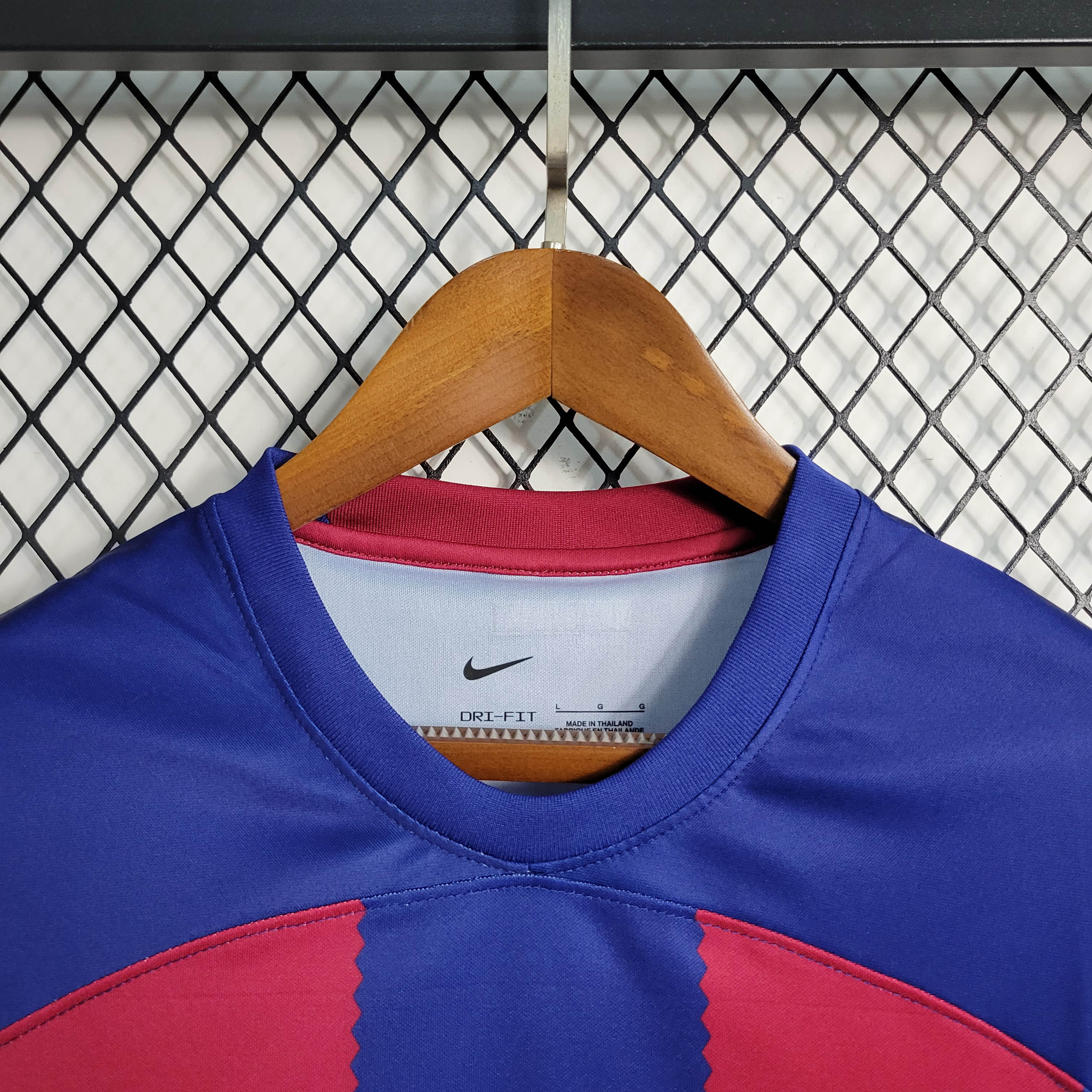 2023/2024 Barcelona Home Football Shirt AAA fan-grade — view 8