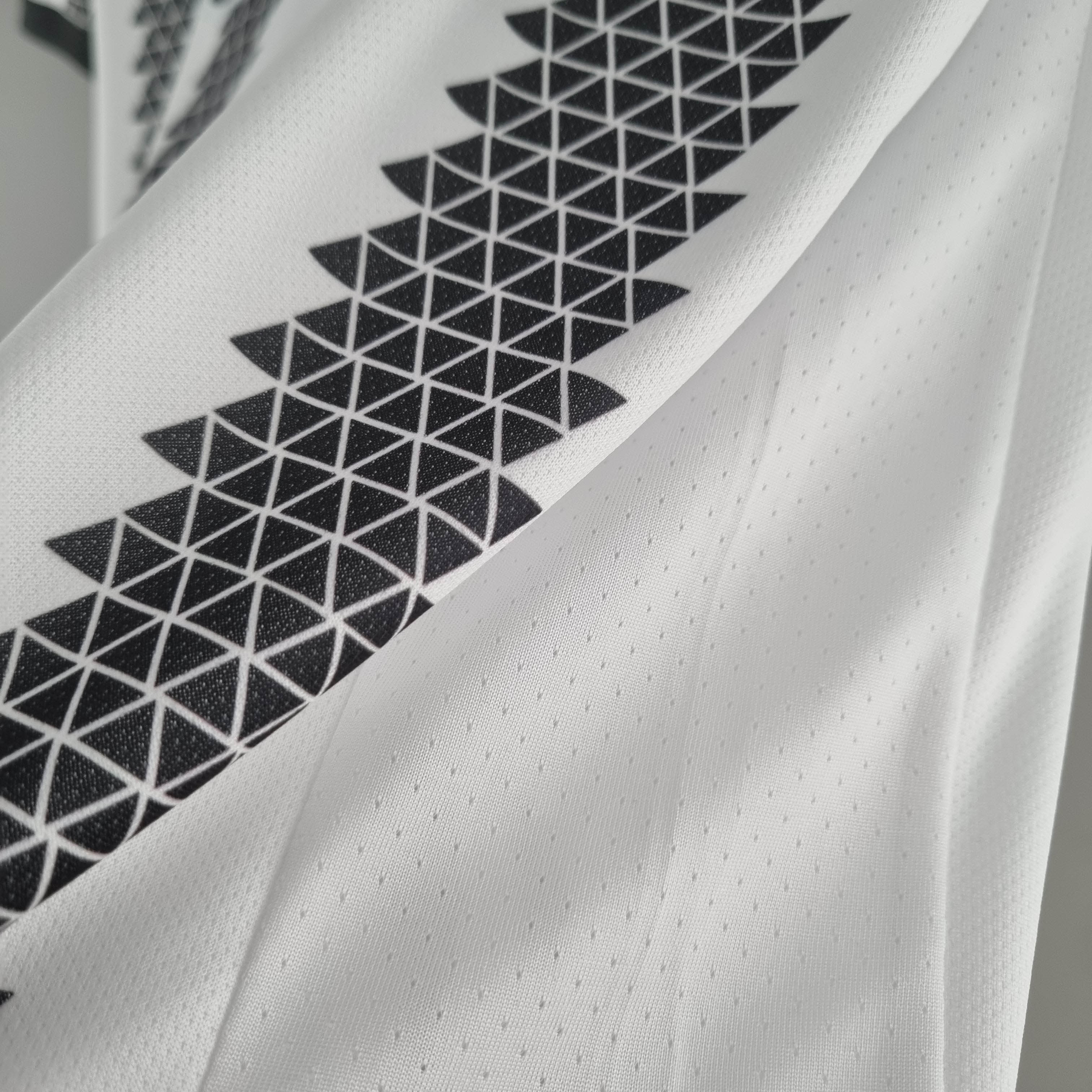2022/2023 Juventus Home Soccer Jersey AAA fan-grade — view 10