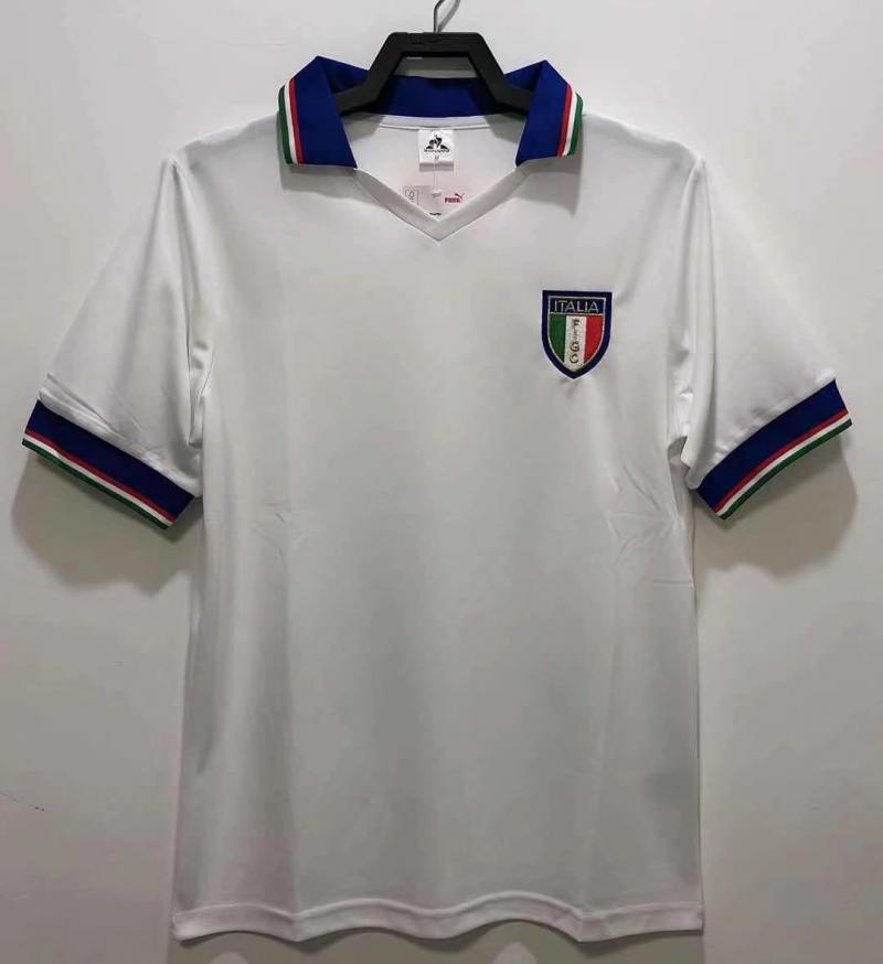 1982 Retro FIFA Italy Away Soccer Shirt AAA fan-grade — main view