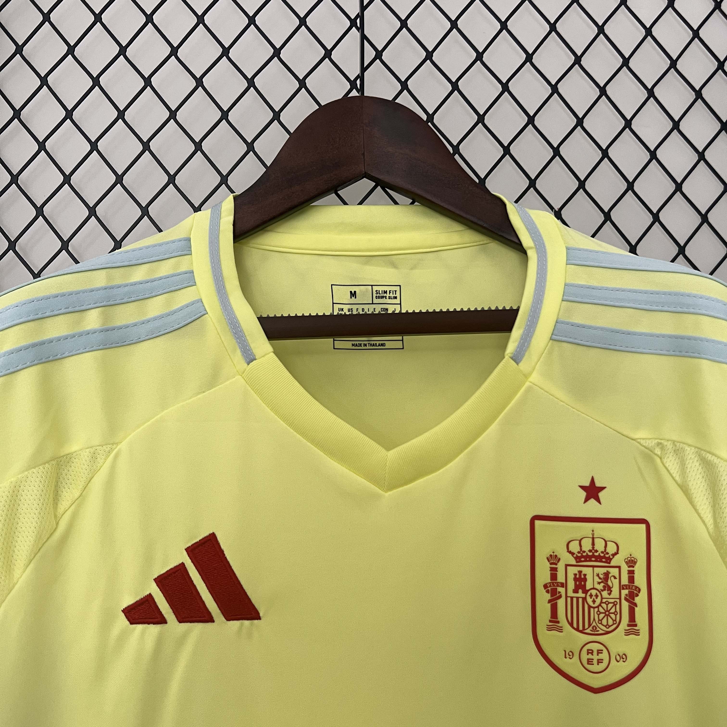 Camiseta de Fútbol 2024 España Visitante AAA calidad fan — view 3
